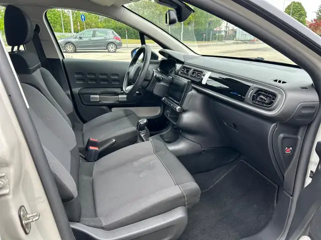 Citroen C3 view 8