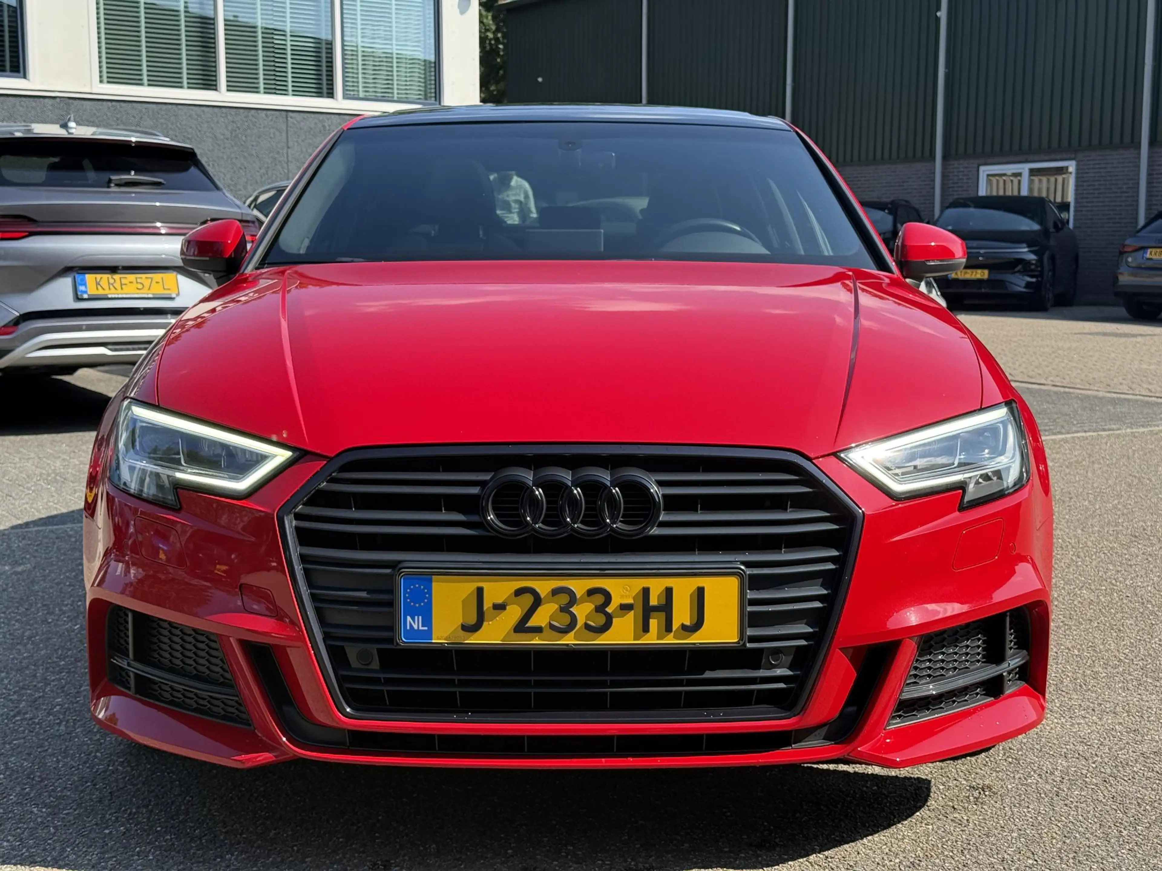 Audi A3 Limousine 35 TFSI CoD Advance Sport S-LINE BINNEN — photo 2