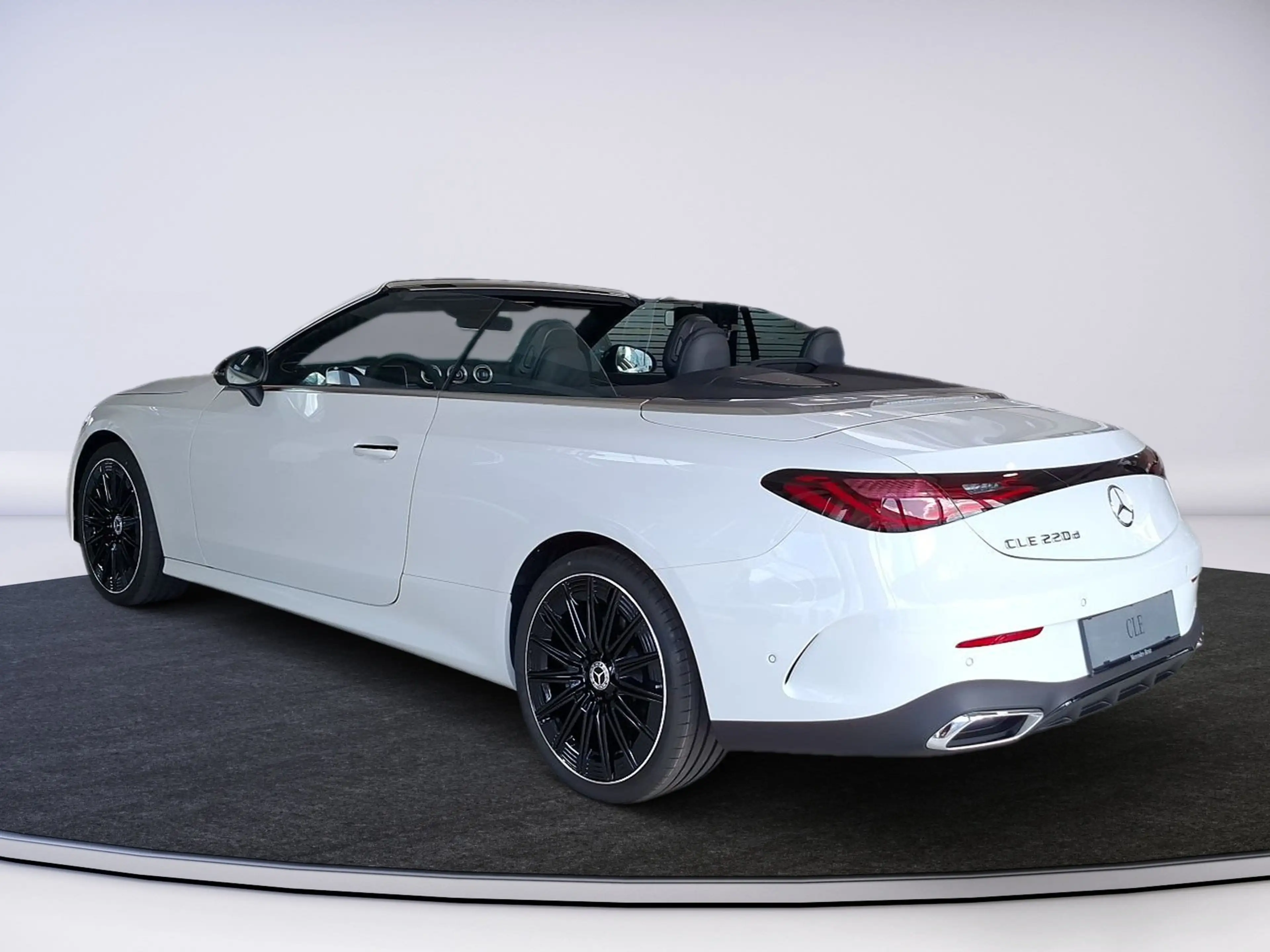 Mercedes-Benz CLE 220 d Cabrio AMG Line Premium 360 AHK AUT LM — photo 4