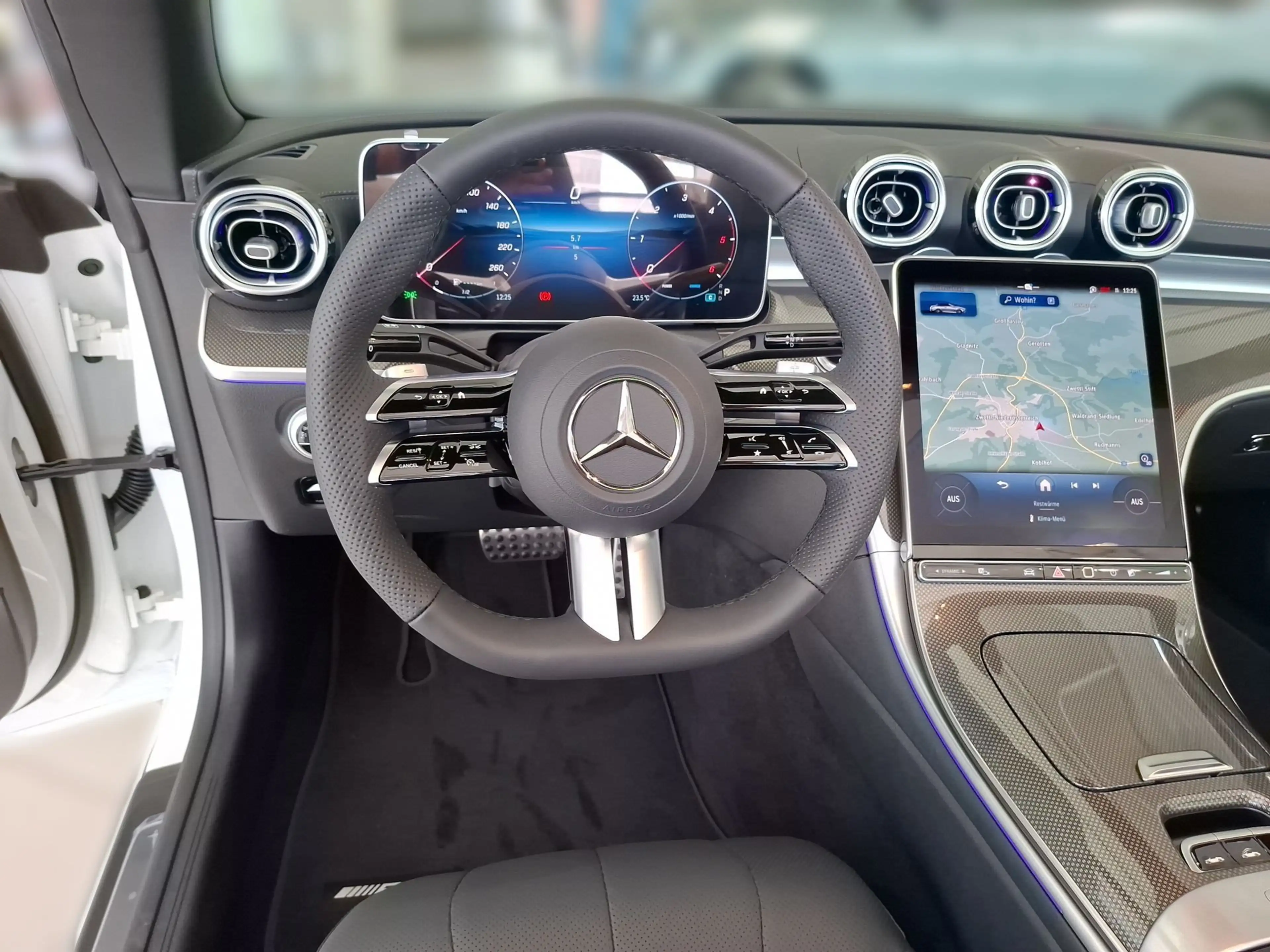 Mercedes-Benz CLE 220 d Cabrio AMG Line Premium 360 AHK AUT LM — photo 12