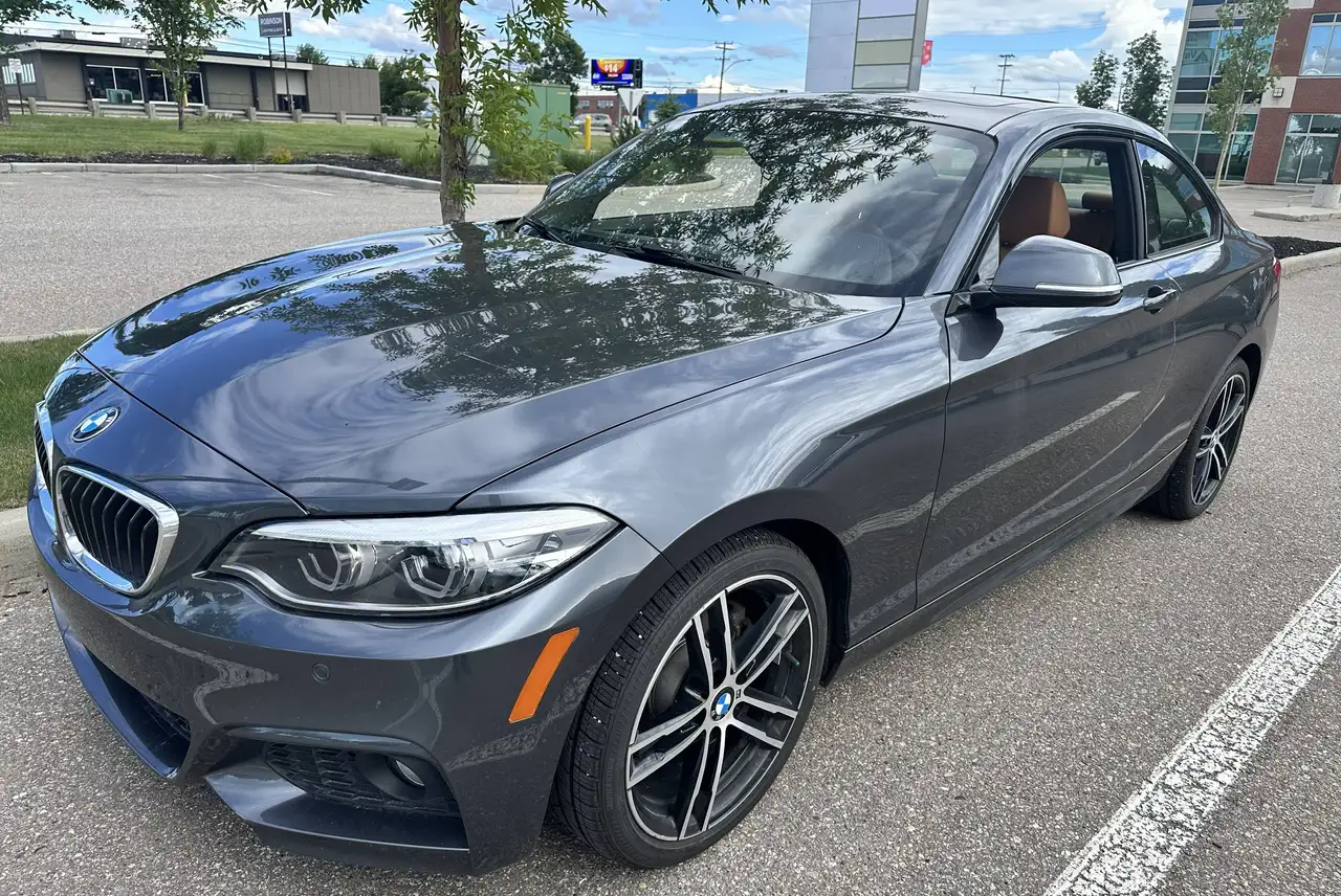 BMW 2 Series снимка BMW 2 Series