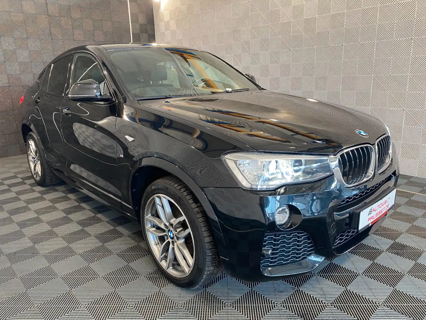BMW X4 xDrive 20d*M Sport*HIFI-LEDER-CONN.DR-SHZ-19" Black - 1