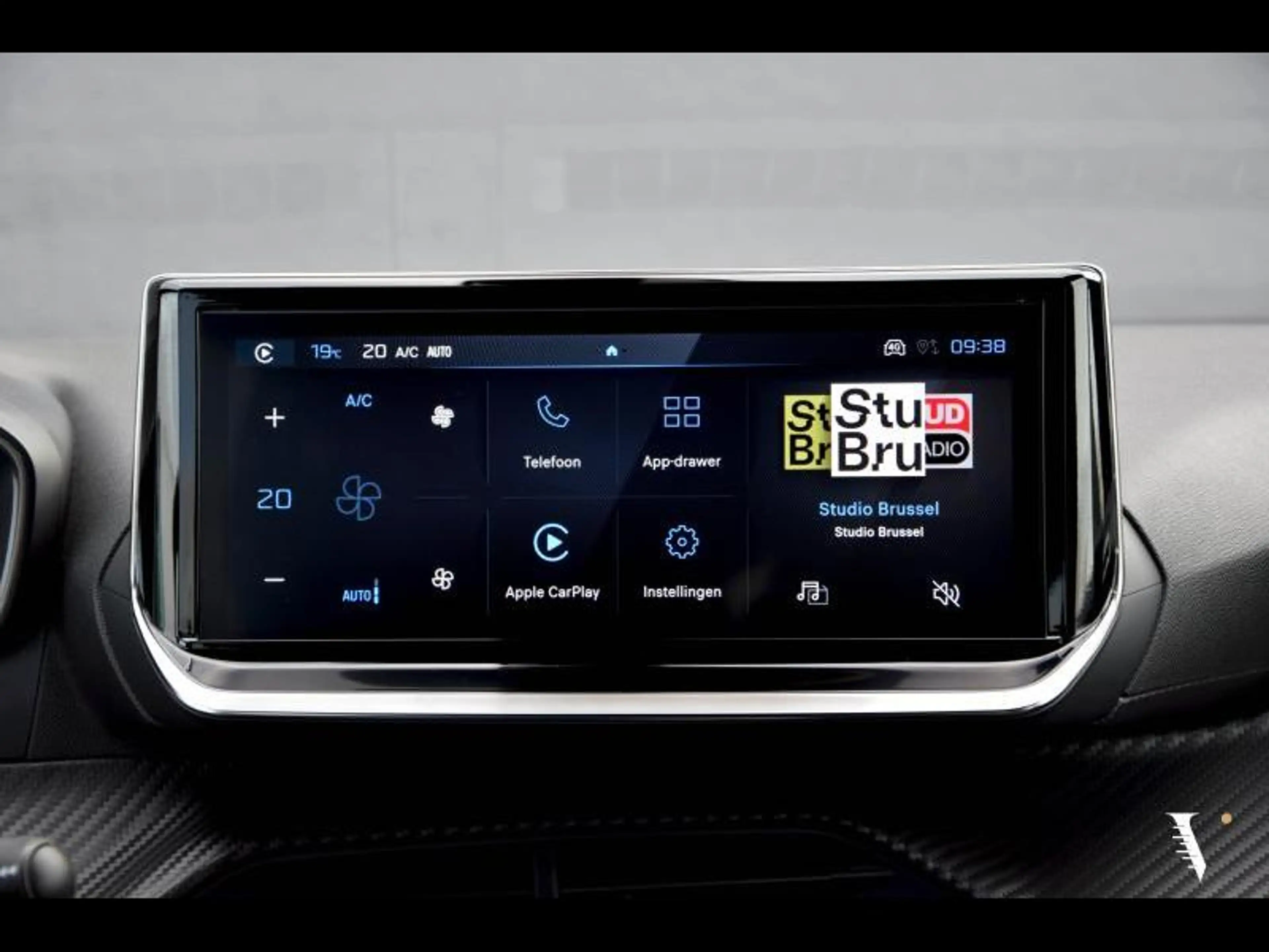 Peugeot 2008 CARPLAY | CRUISE | PDC — photo 13
