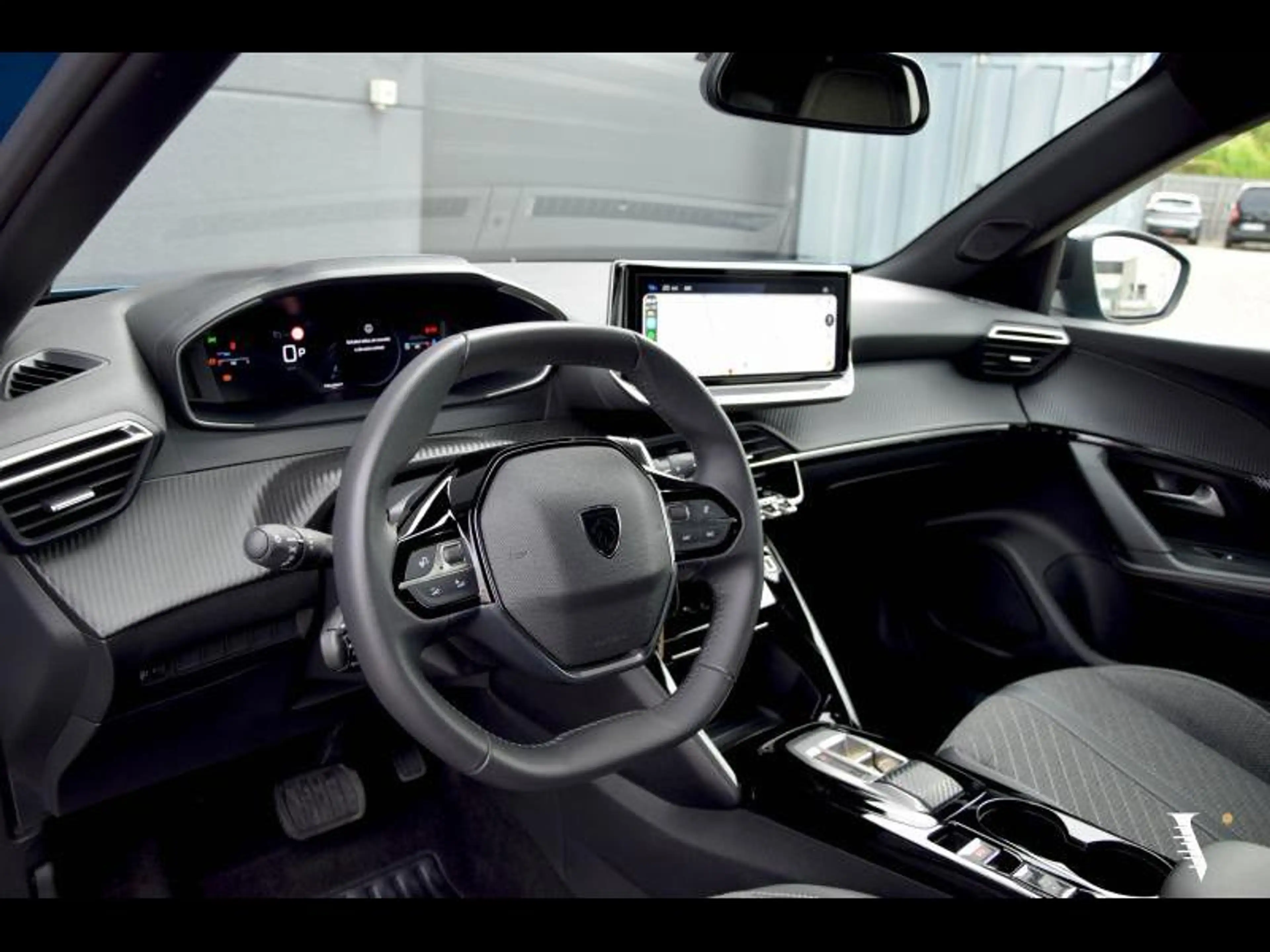 Peugeot 2008 CARPLAY | CRUISE | PDC — photo 3