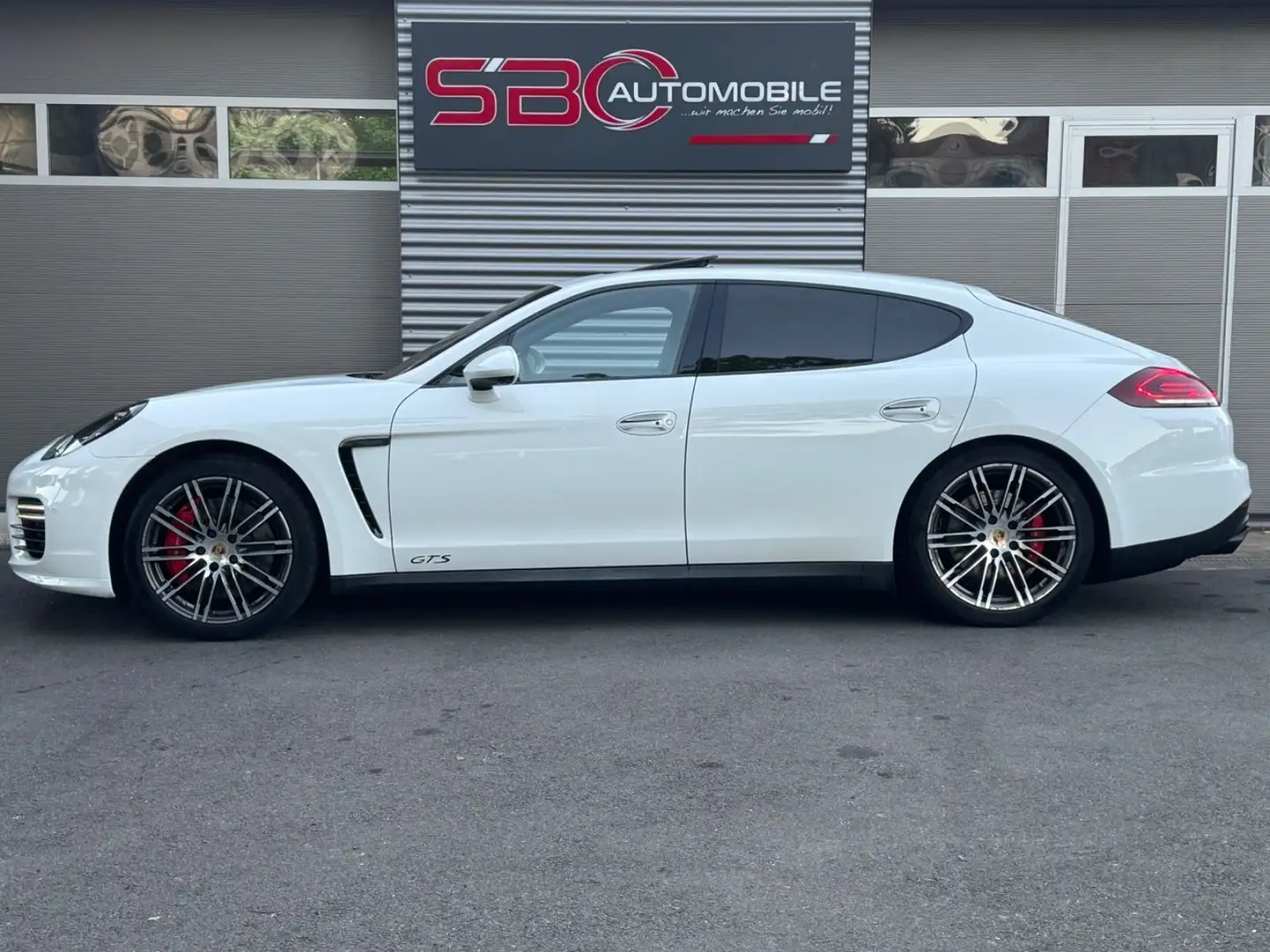 Porsche Panamera GTS Burmester / Sport Design / AHK / SH Weiß - 1