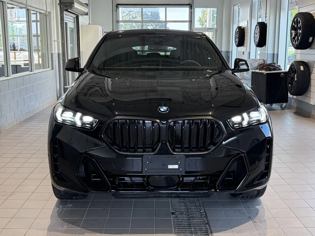 BMW X6 снимка BMW X6