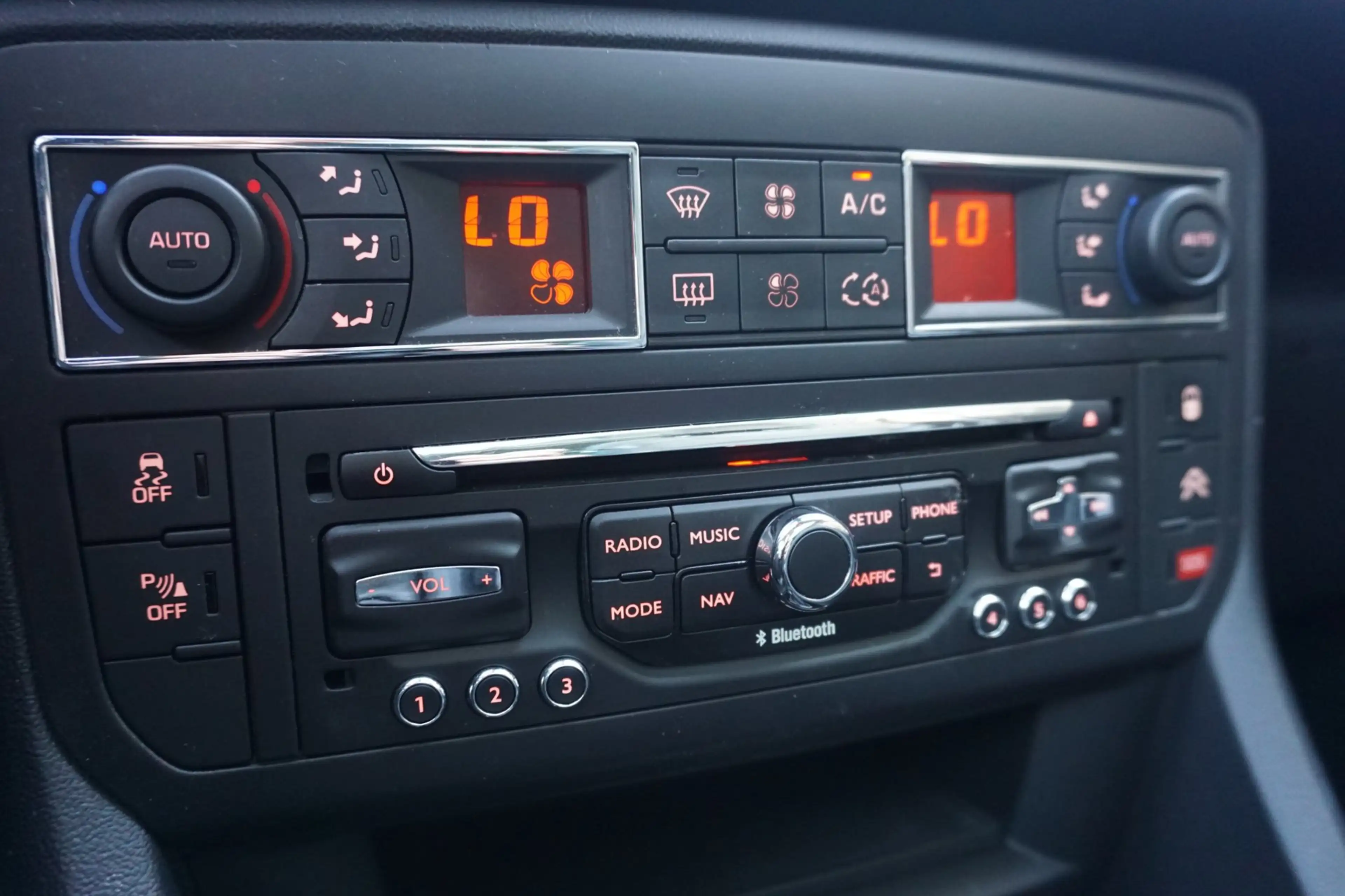 Citroen C5 Tourer 1.6 THP Exclusive * Zeer Nette Auto * — photo 13