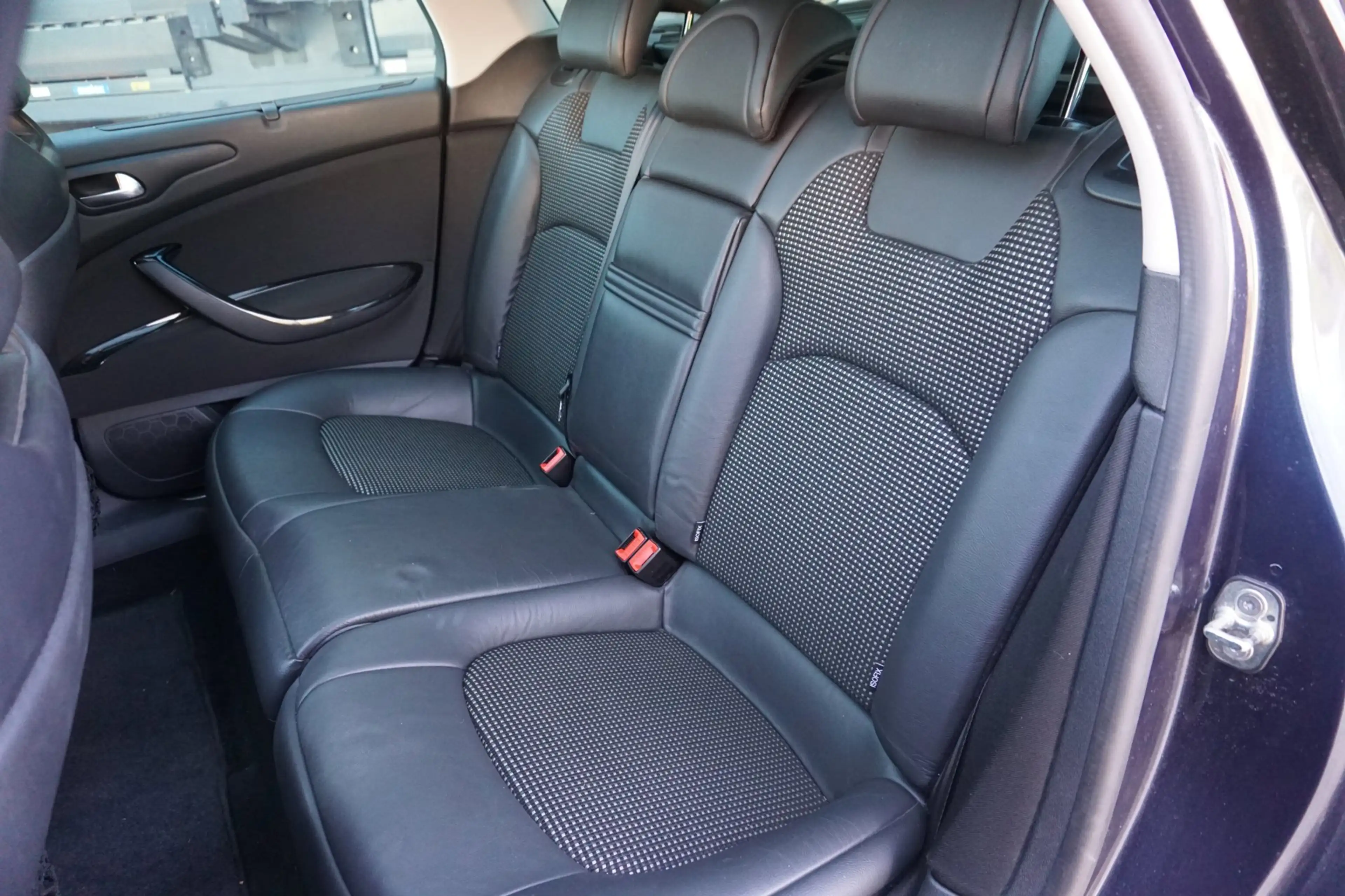 Citroen C5 Tourer 1.6 THP Exclusive * Zeer Nette Auto * — photo 3