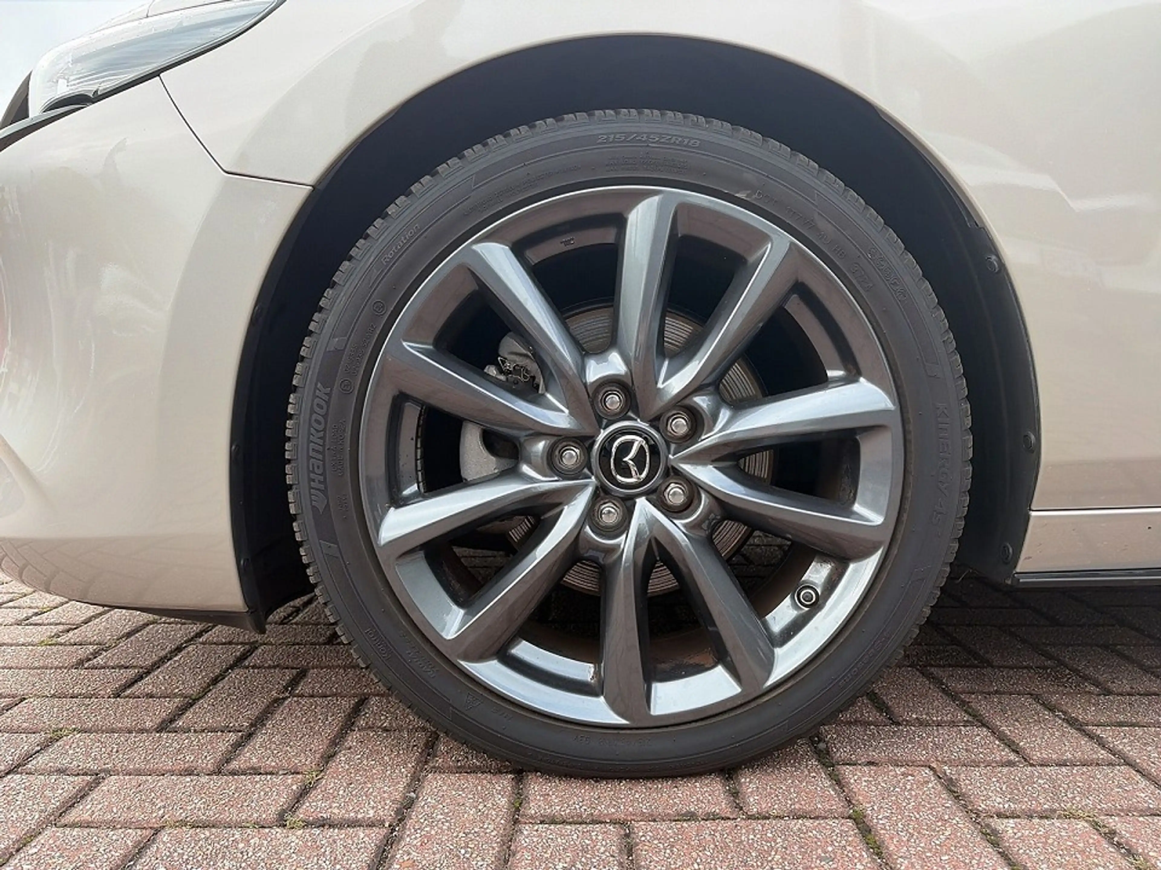 Mazda 3 2.5 Exclusive-line *Matrix-LED*BOSE*360°* — photo 5