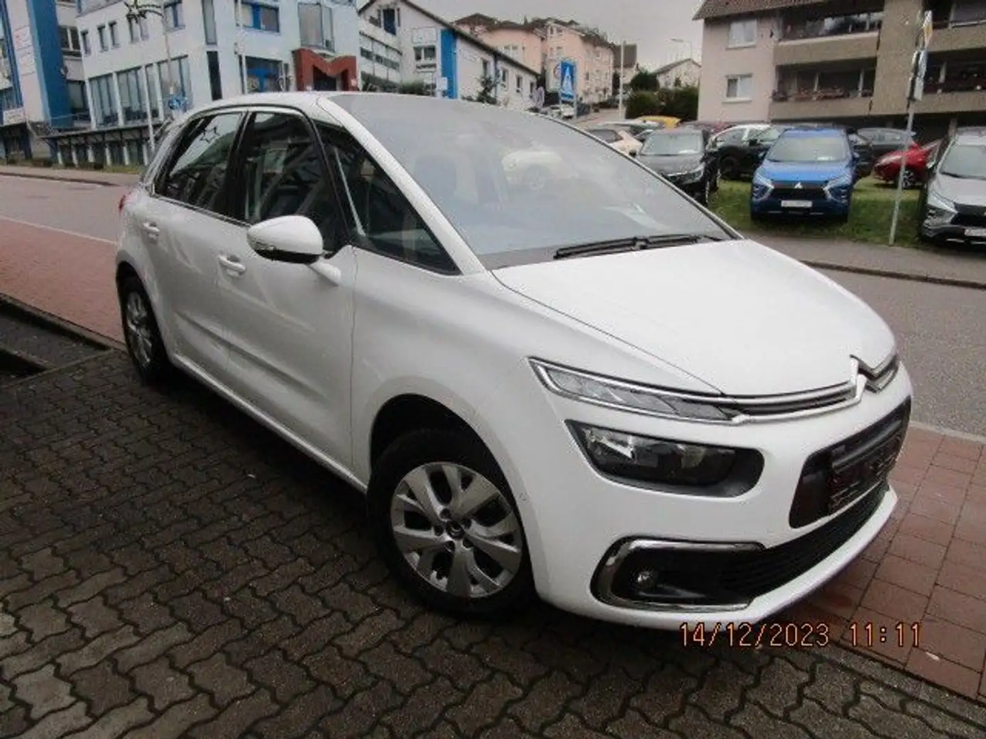 Citroen C4 Picasso PureTech 130 Stop&Start SELECTION Weiß - 1