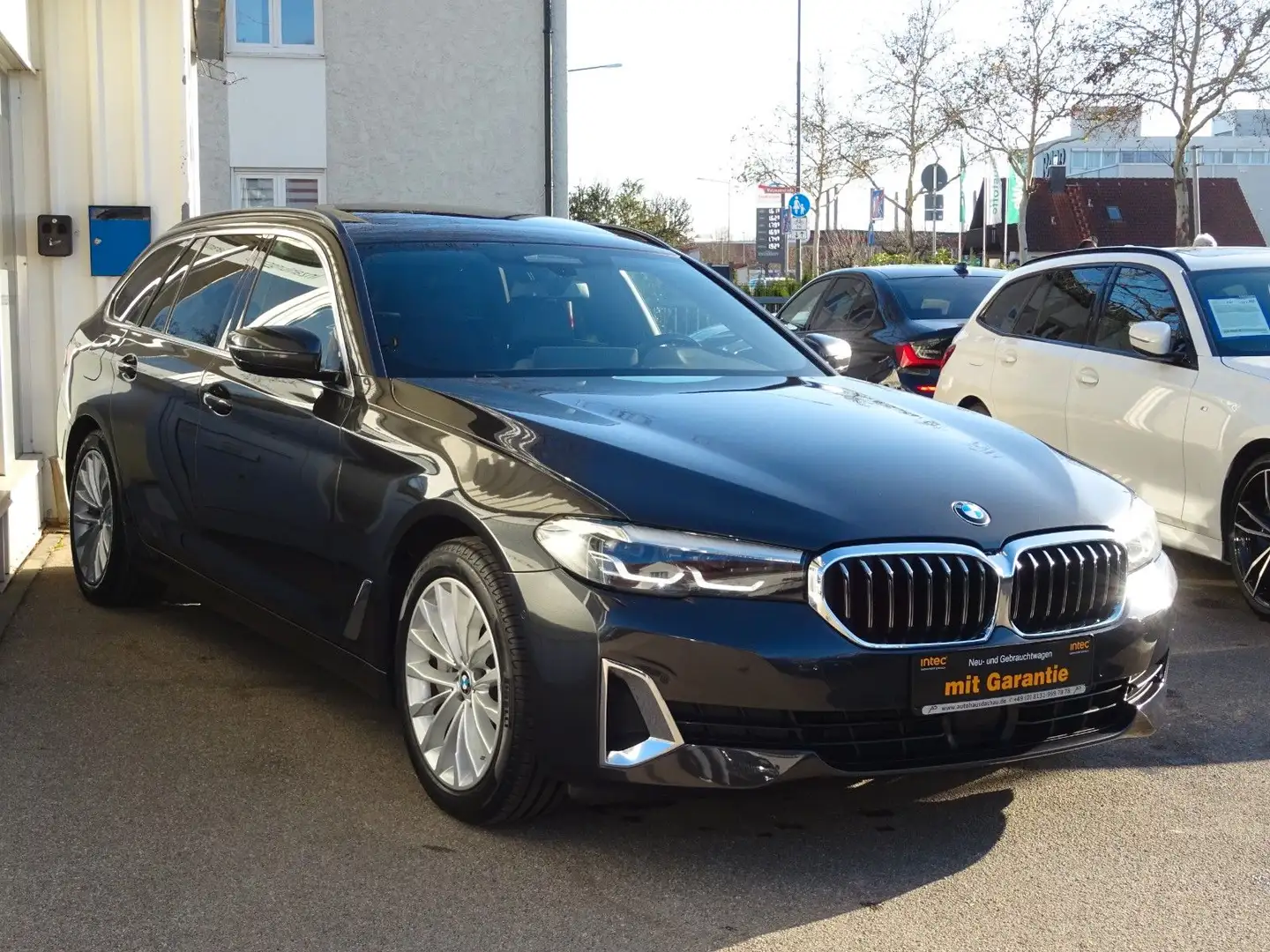 BMW 540 d xDrive Touring Aut Luxury Line Navi LEDer Gris - 1