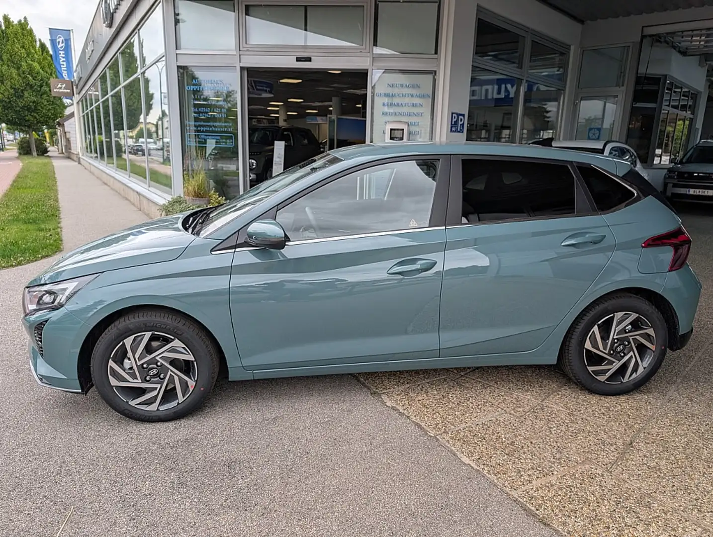 Hyundai i20 1,0 T-GDI GO PLUS DCT Groen - 2