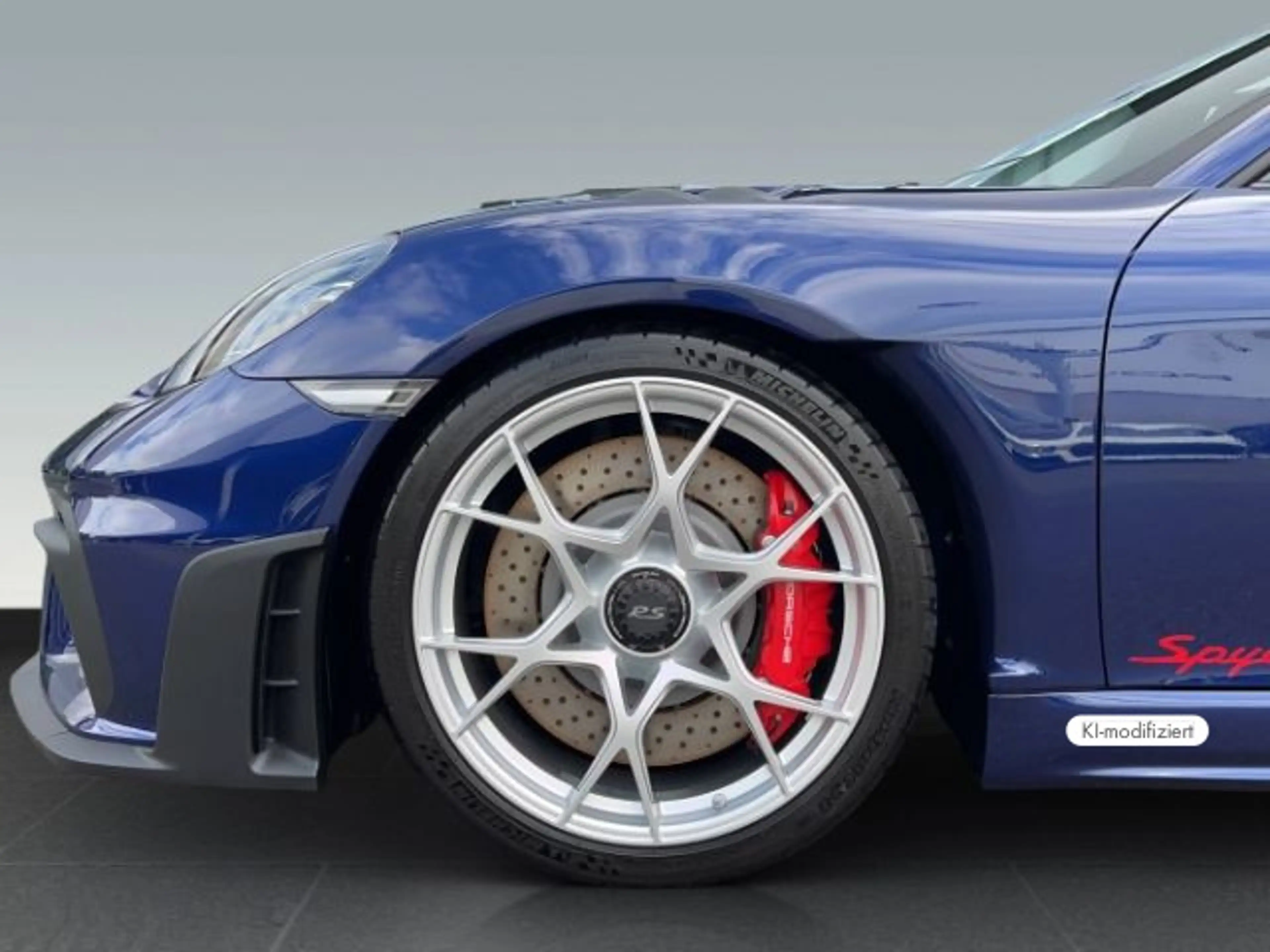 Porsche 718 Spyder RS — photo 8