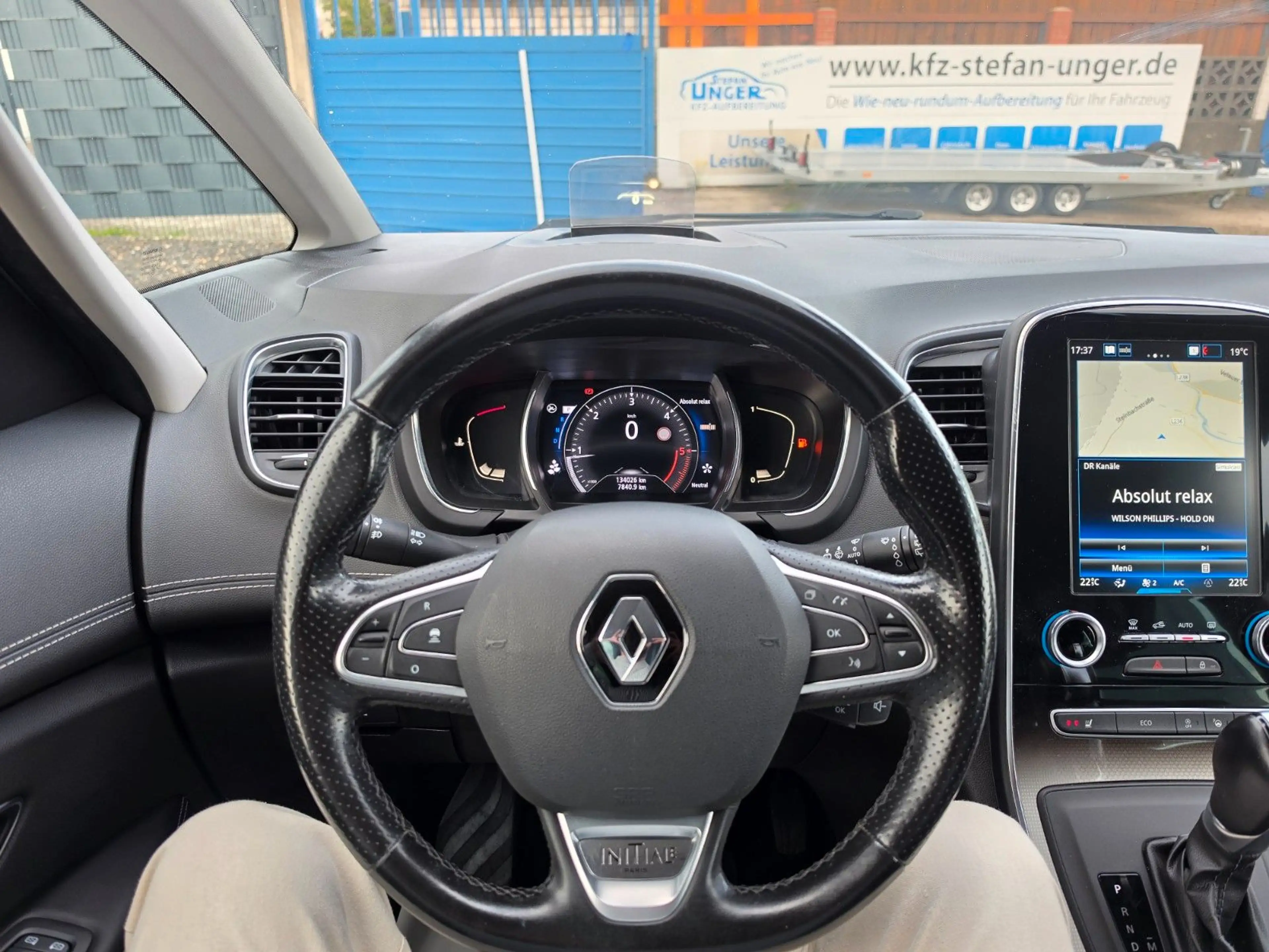 Renault Scenic GRAND SCENIC IV INITIALE PARIS BOSE LED FULL /// — photo 11