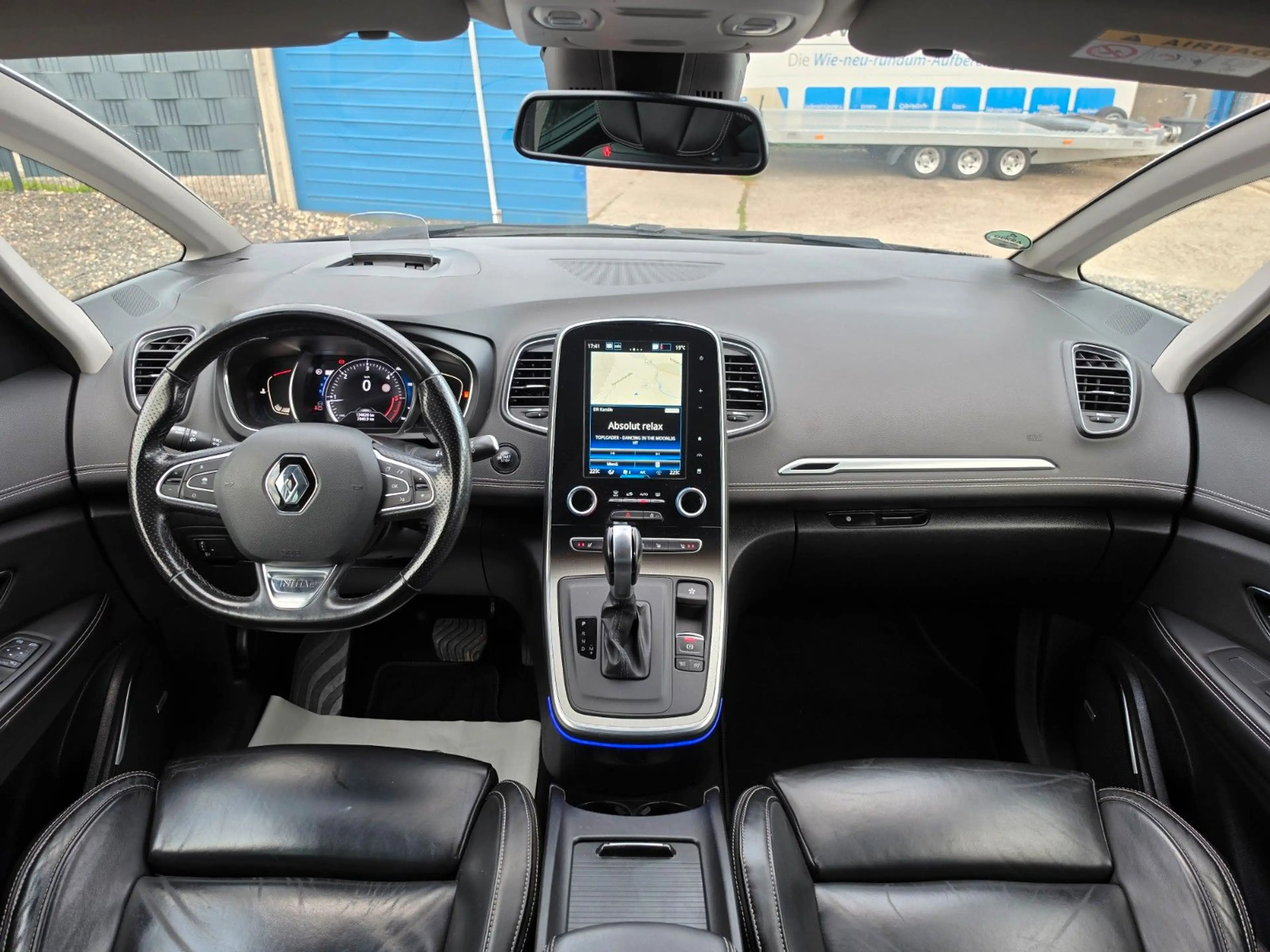 Renault Scenic GRAND SCENIC IV INITIALE PARIS BOSE LED FULL /// — photo 10