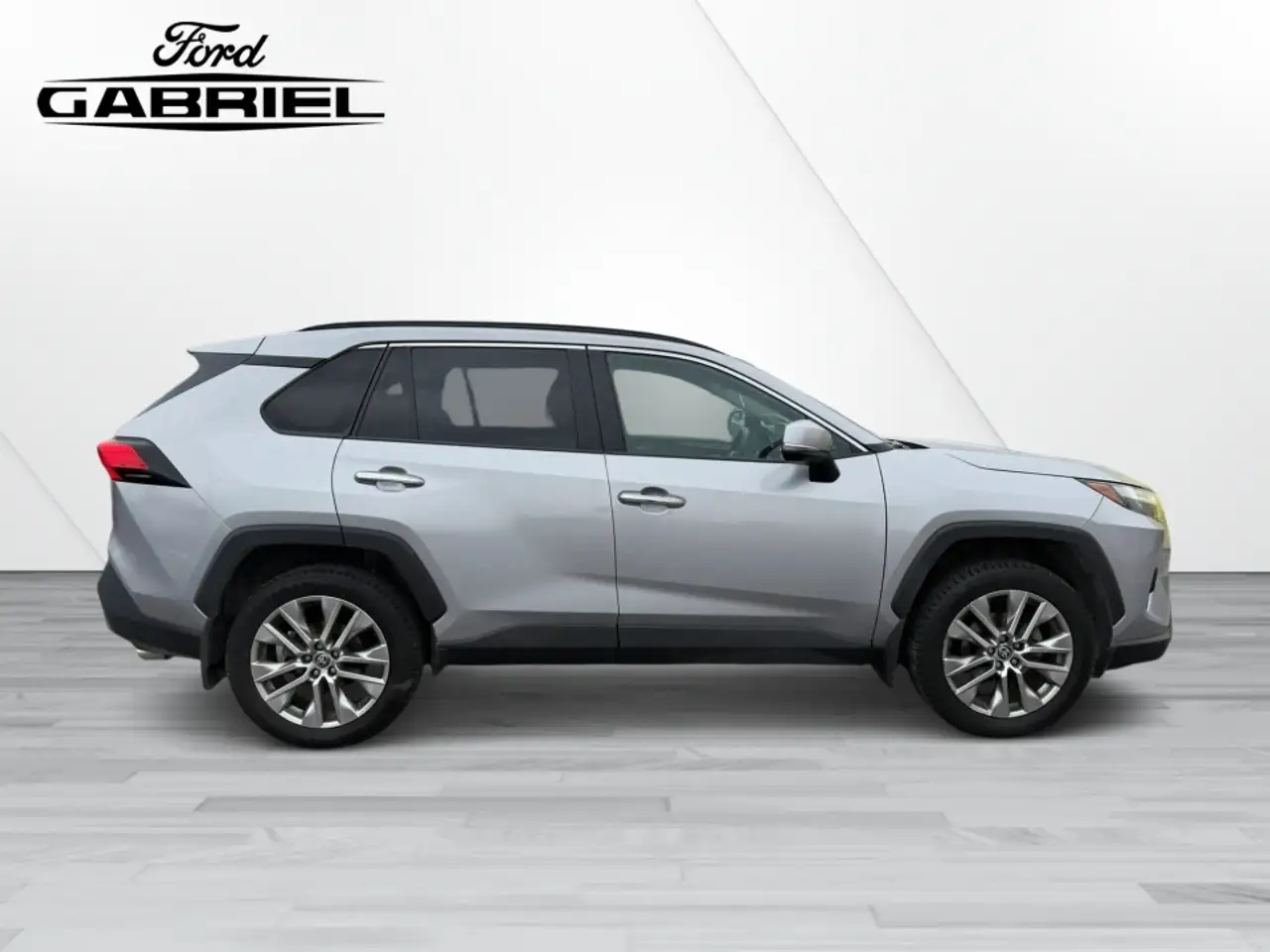 Toyota RAV 4 снимка Toyota RAV 4