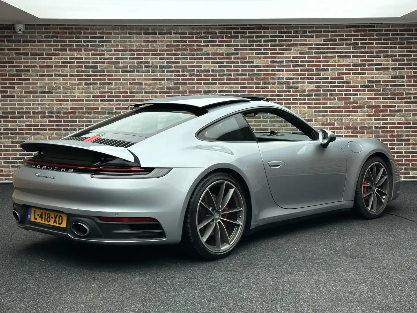 Porsche 992 3.0 Carrera S BTW OpenDak Sport Chrono Bose Dealer Grijs - 2