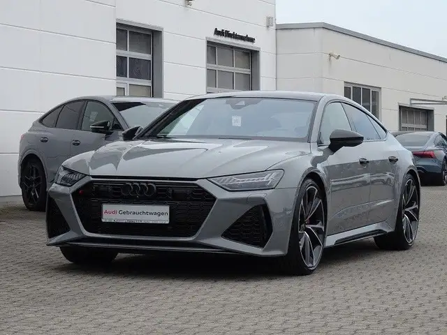 Audi RS7 Sportback 4.0 TFSI quattro / B & O
