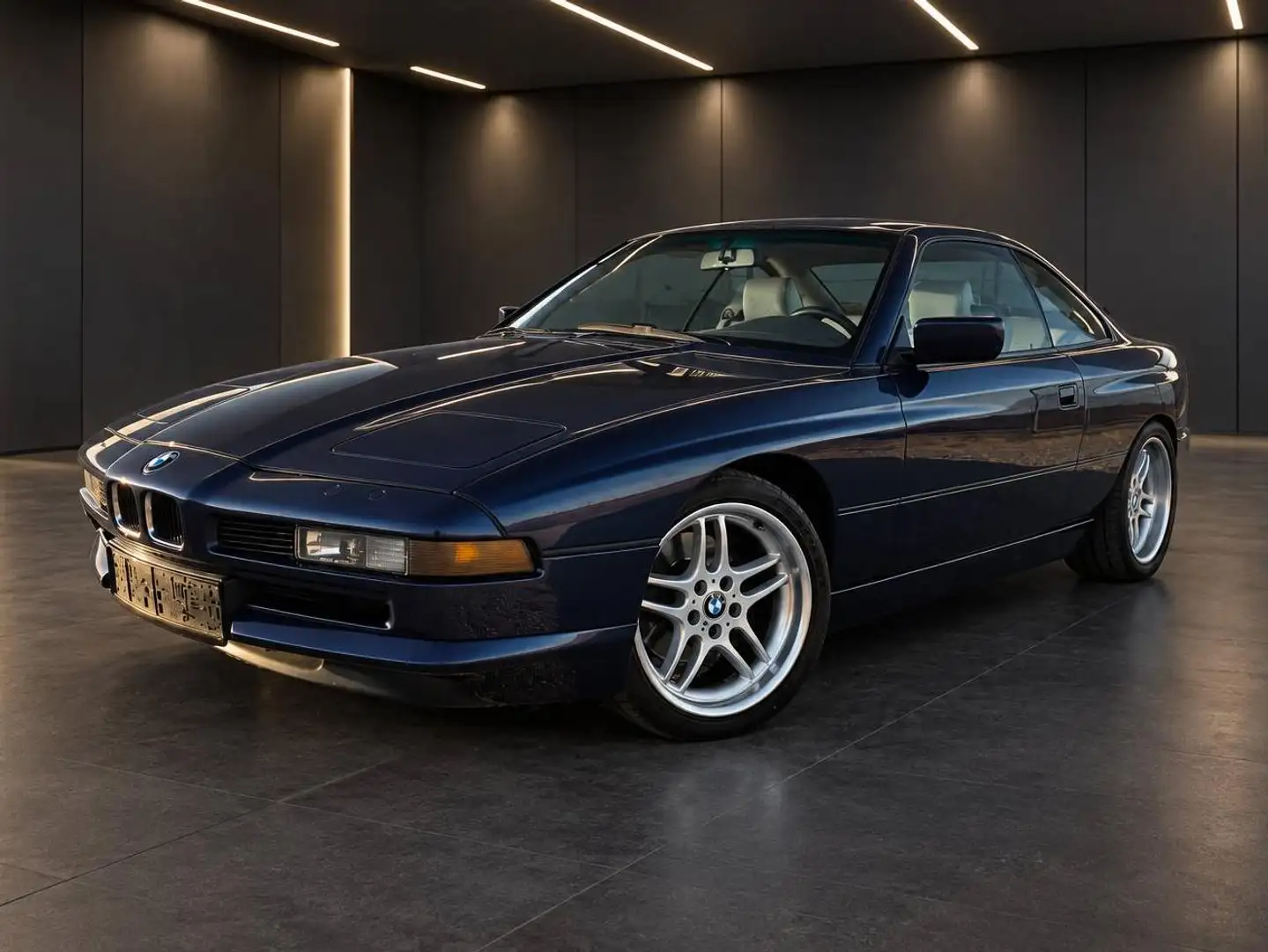 BMW 850 850i Blau - 1