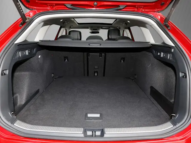 Volkswagen Passat view 8