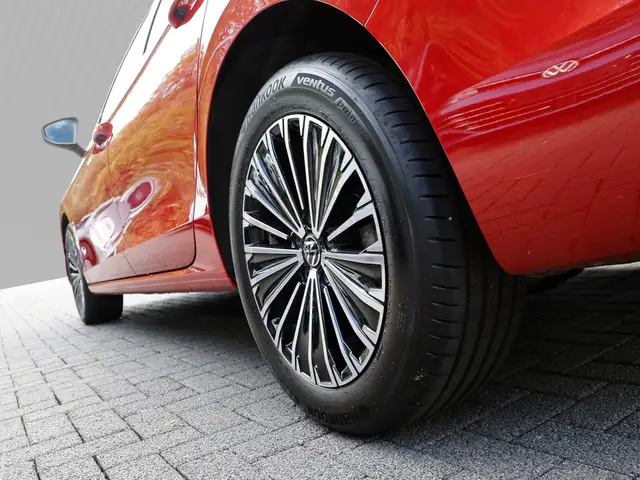 Volkswagen Passat view 7