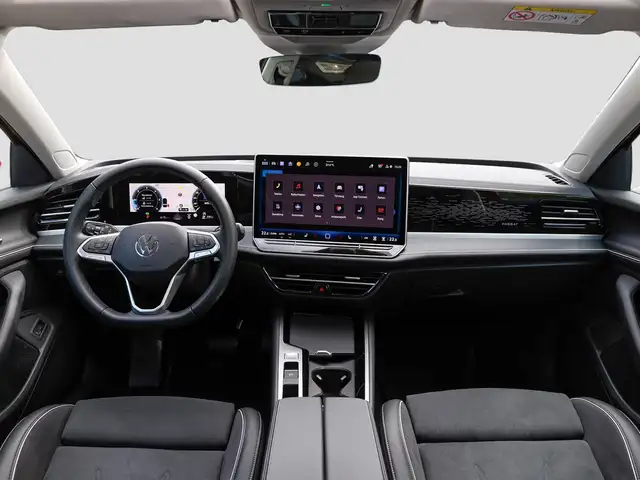 Volkswagen Passat view 14