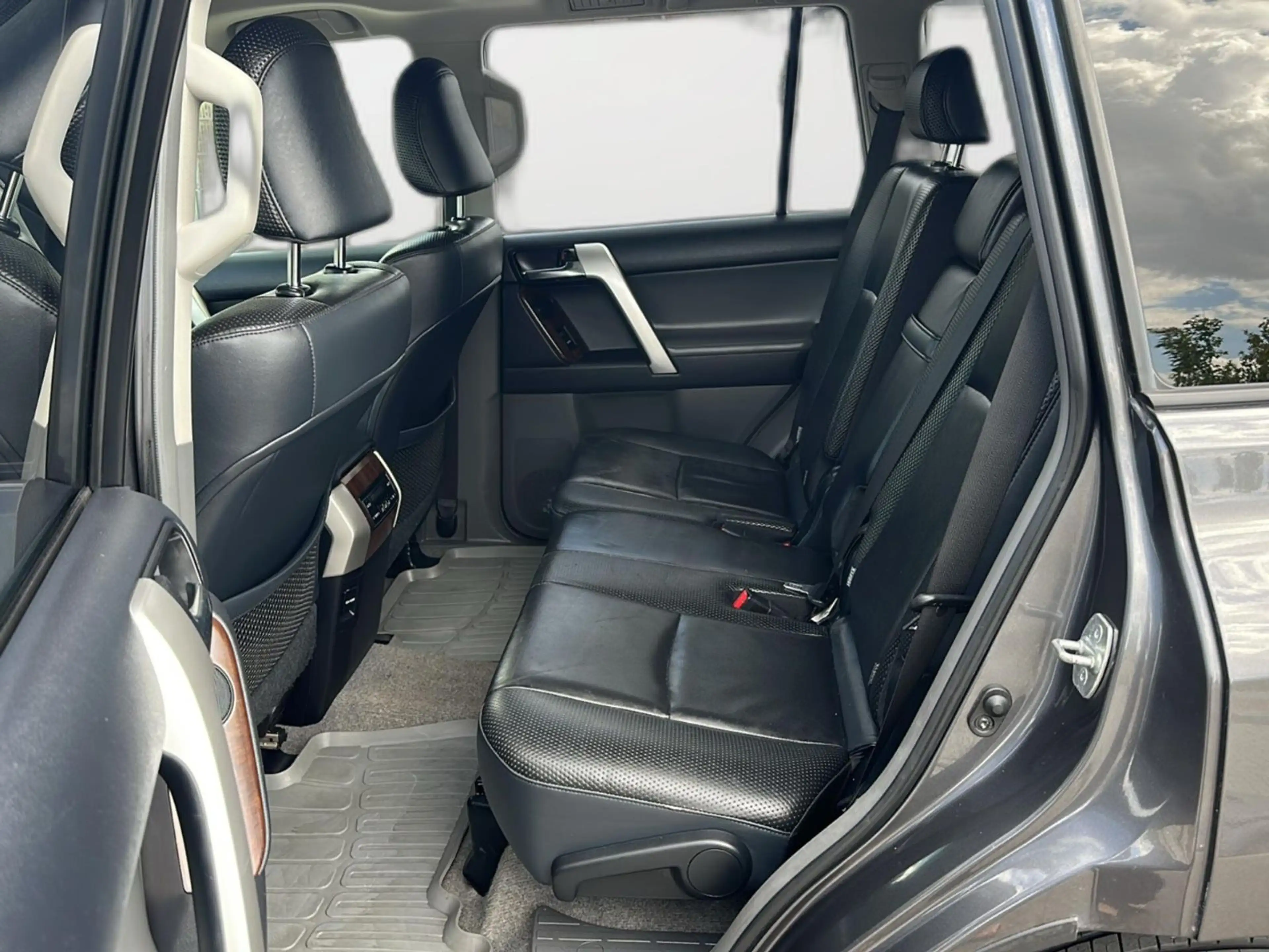 Toyota Land Cruiser *NAVI*SZH*SCHIEBEDACH*VOLLLEDER* — photo 11