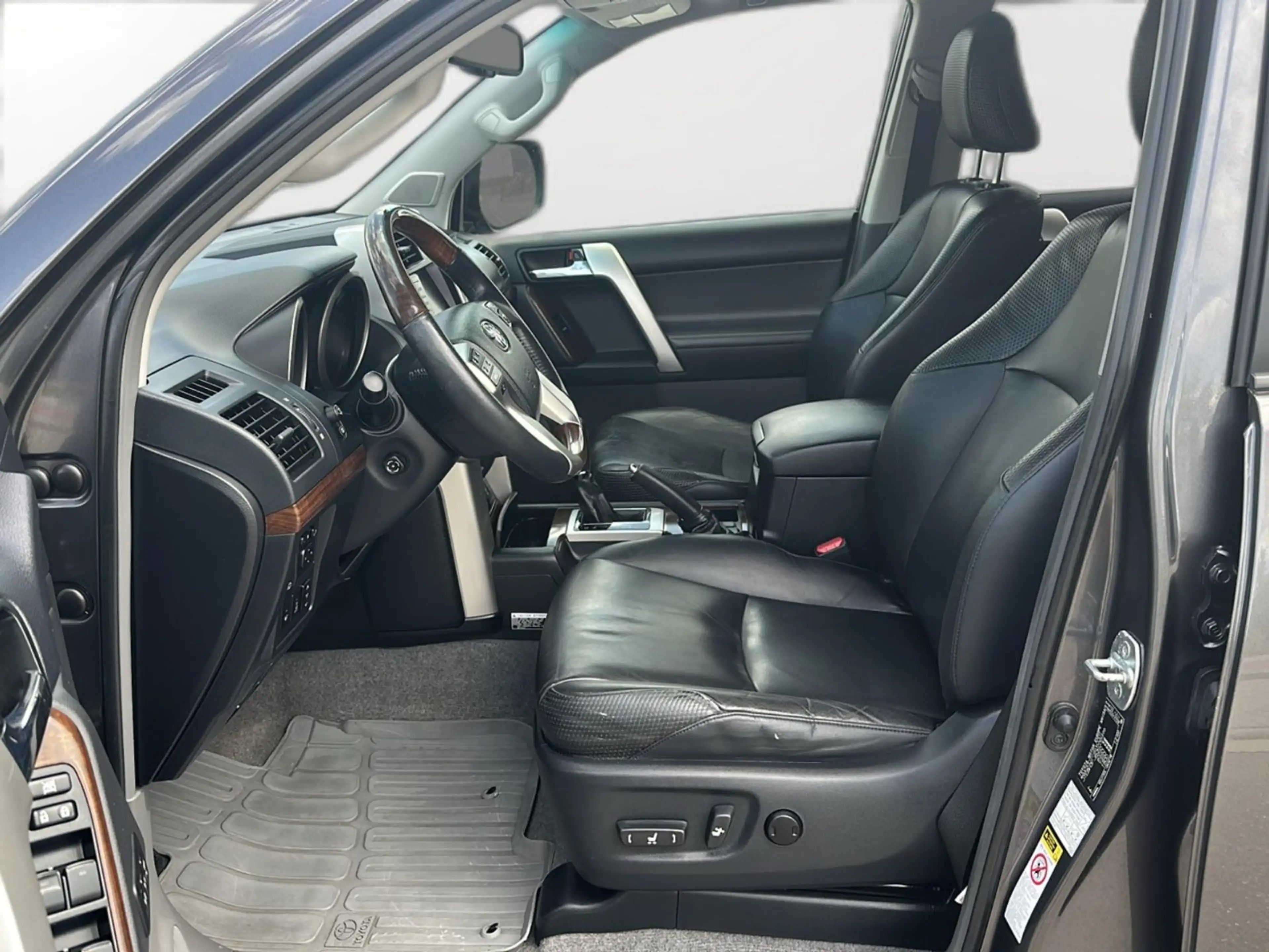 Toyota Land Cruiser *NAVI*SZH*SCHIEBEDACH*VOLLLEDER* — photo 10