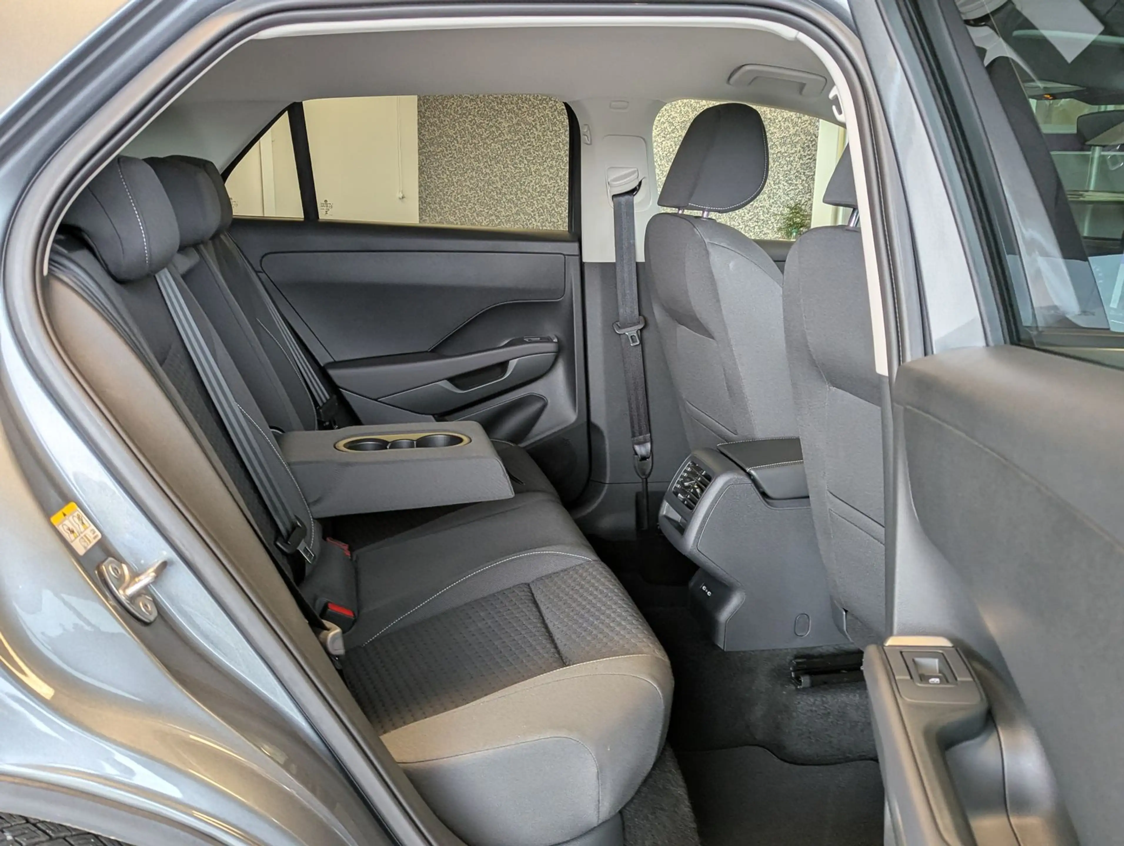 Volkswagen T-Roc 1.5 eTSI Life Kamera LED-Plus ACC Navi AHK — photo 17