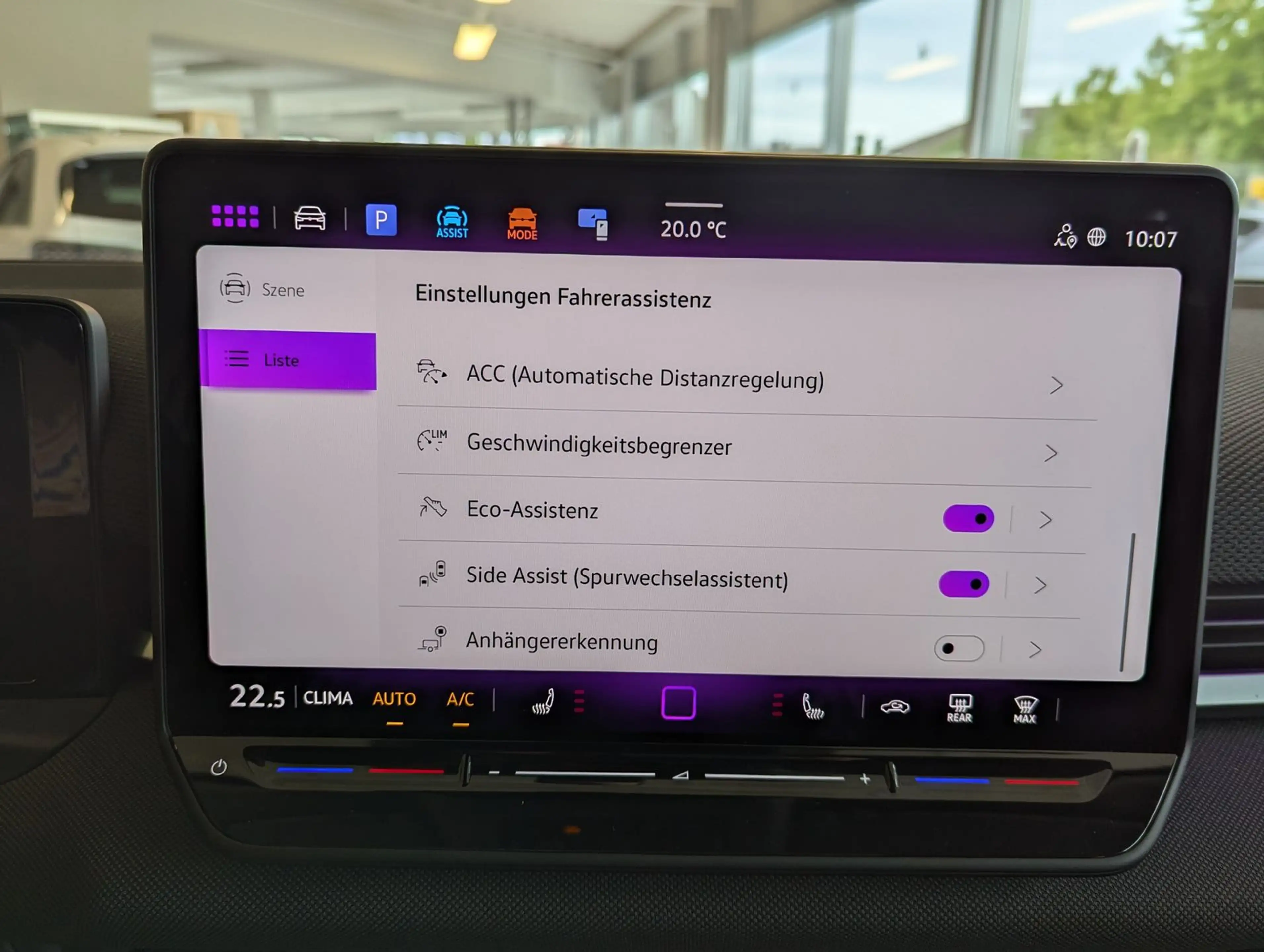 Volkswagen T-Roc 1.5 eTSI Life Kamera LED-Plus ACC Navi AHK — photo 33