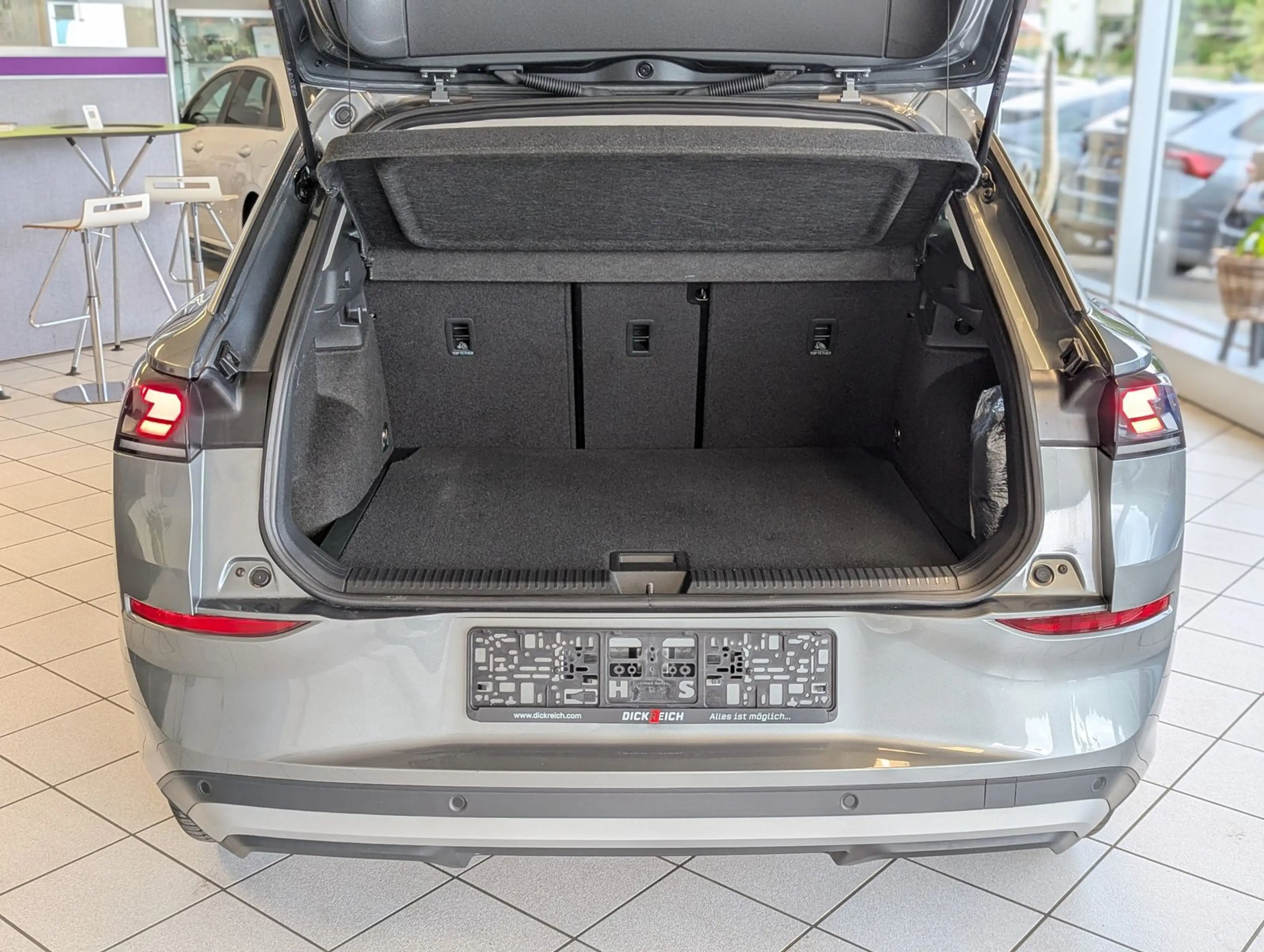 Volkswagen T-Roc 1.5 eTSI Life Kamera LED-Plus ACC Navi AHK — photo 20