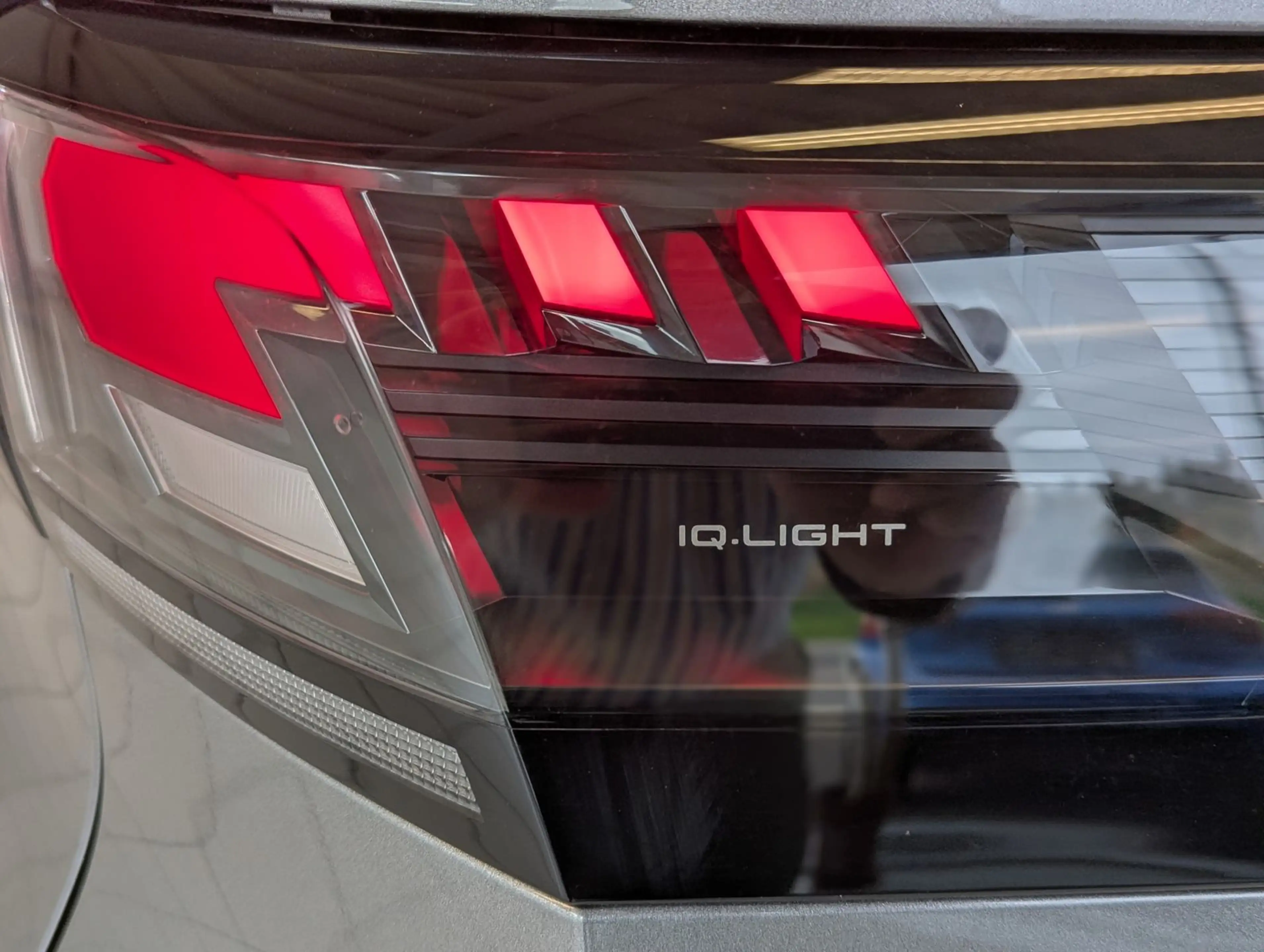 Volkswagen T-Roc 1.5 eTSI Life Kamera LED-Plus ACC Navi AHK — photo 12