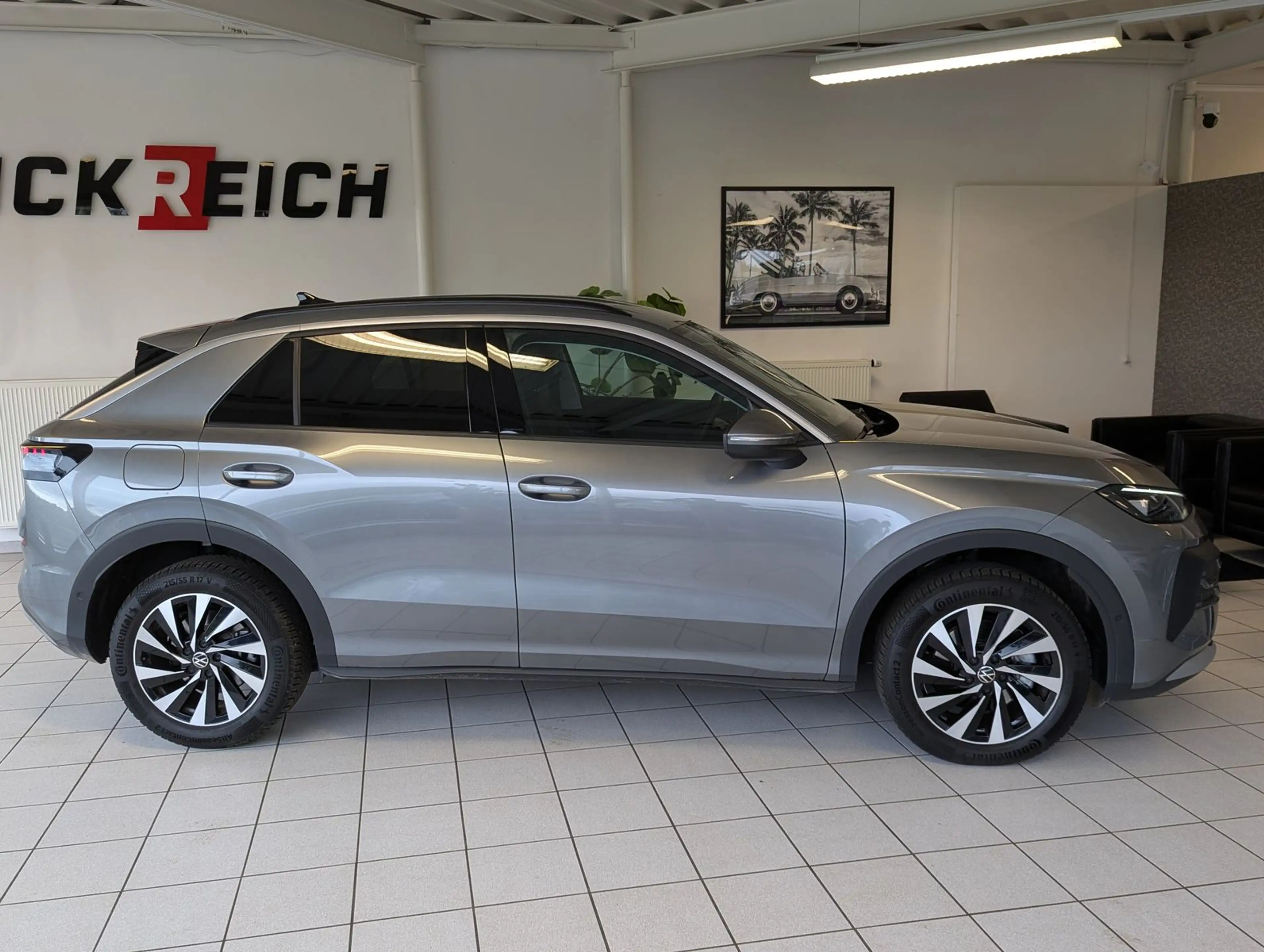 Volkswagen T-Roc 1.5 eTSI Life Kamera LED-Plus ACC Navi AHK — photo 8