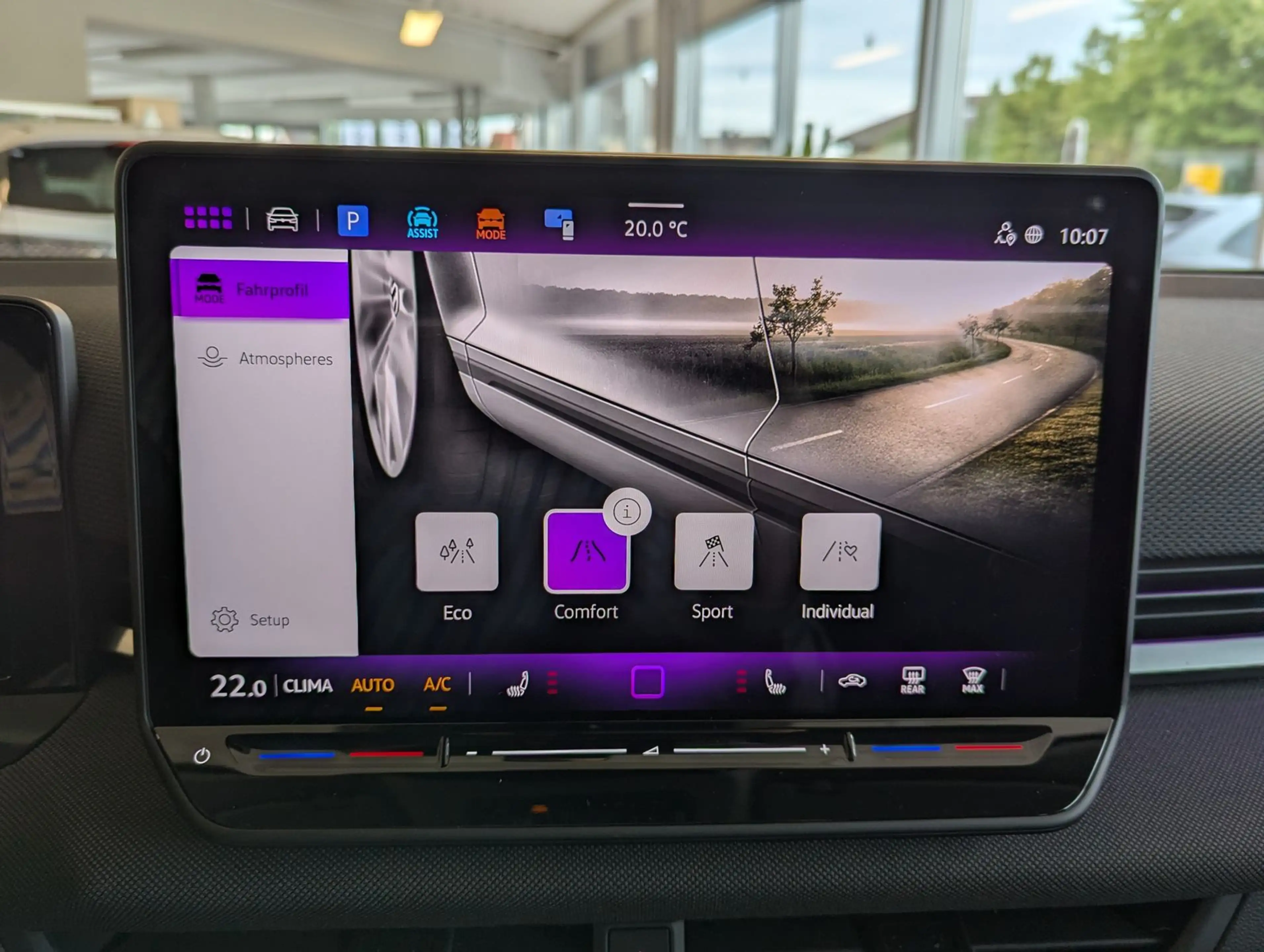Volkswagen T-Roc 1.5 eTSI Life Kamera LED-Plus ACC Navi AHK — photo 30