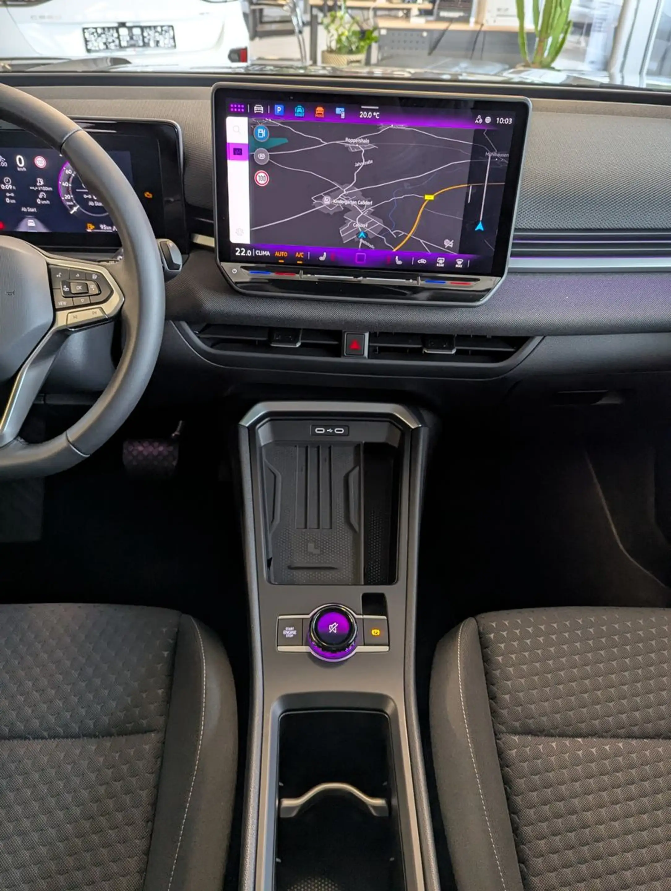 Volkswagen T-Roc 1.5 eTSI Life Kamera LED-Plus ACC Navi AHK — photo 23