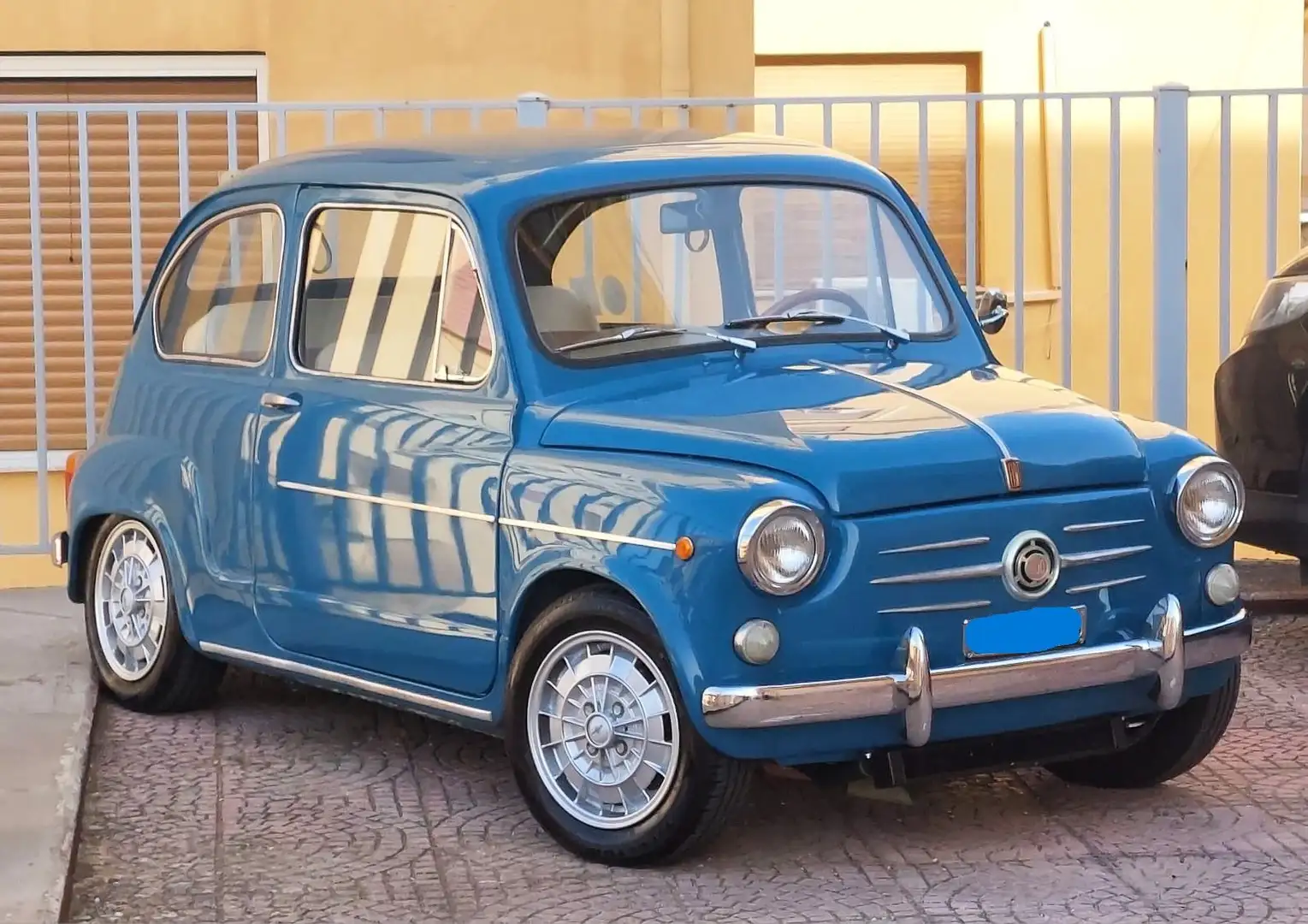 Fiat 600 d Albastru - 1