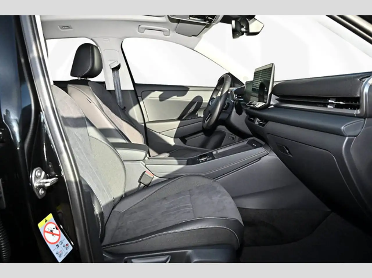 Volkswagen T-Roc Style 1.5 l eTSI OPF 110 kW (150 P Style 6