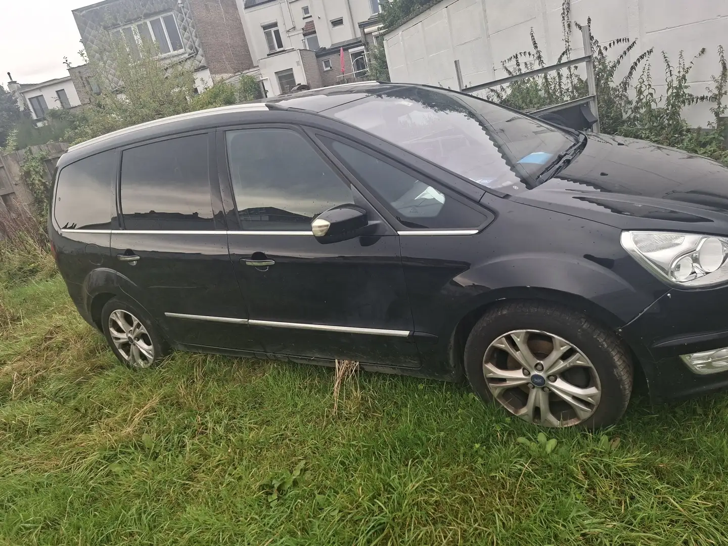 Ford Galaxy 2.0 TDCi DPF Titanium Zwart - 2