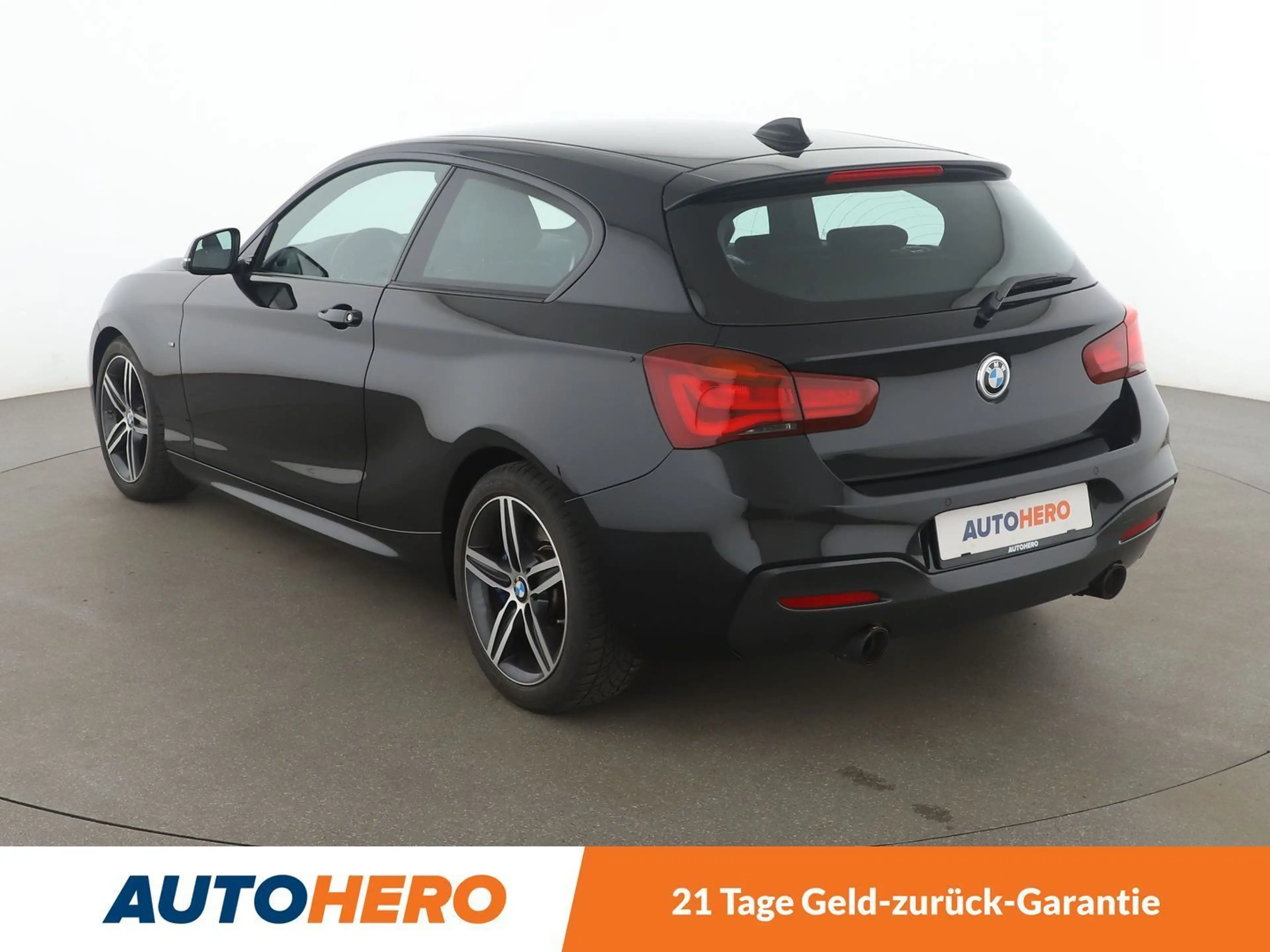 BMW 140 M140i Special Edition Aut.*NAVI*LED*TEMPO* — photo 4