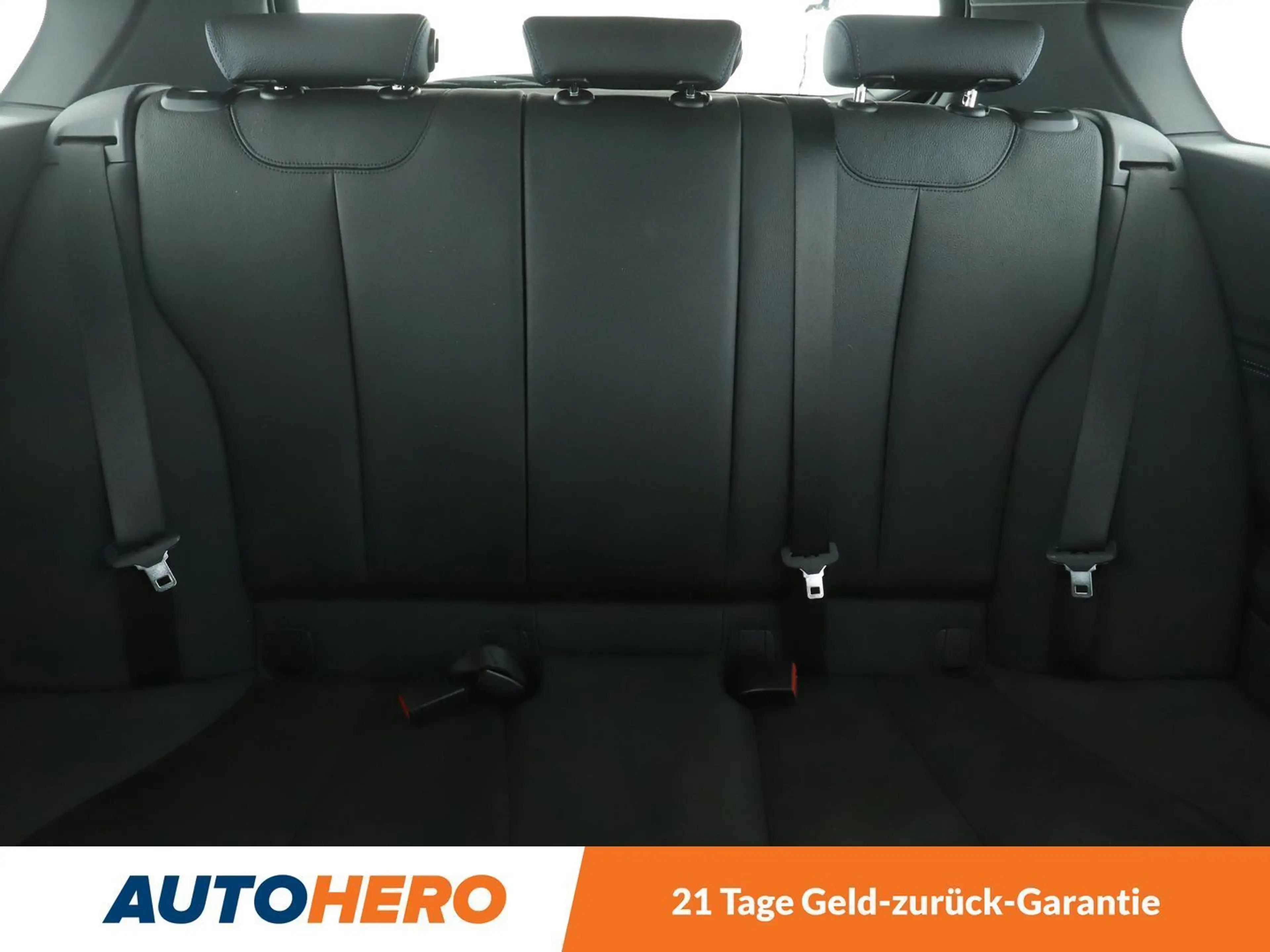 BMW 140 M140i Special Edition Aut.*NAVI*LED*TEMPO* — photo 15