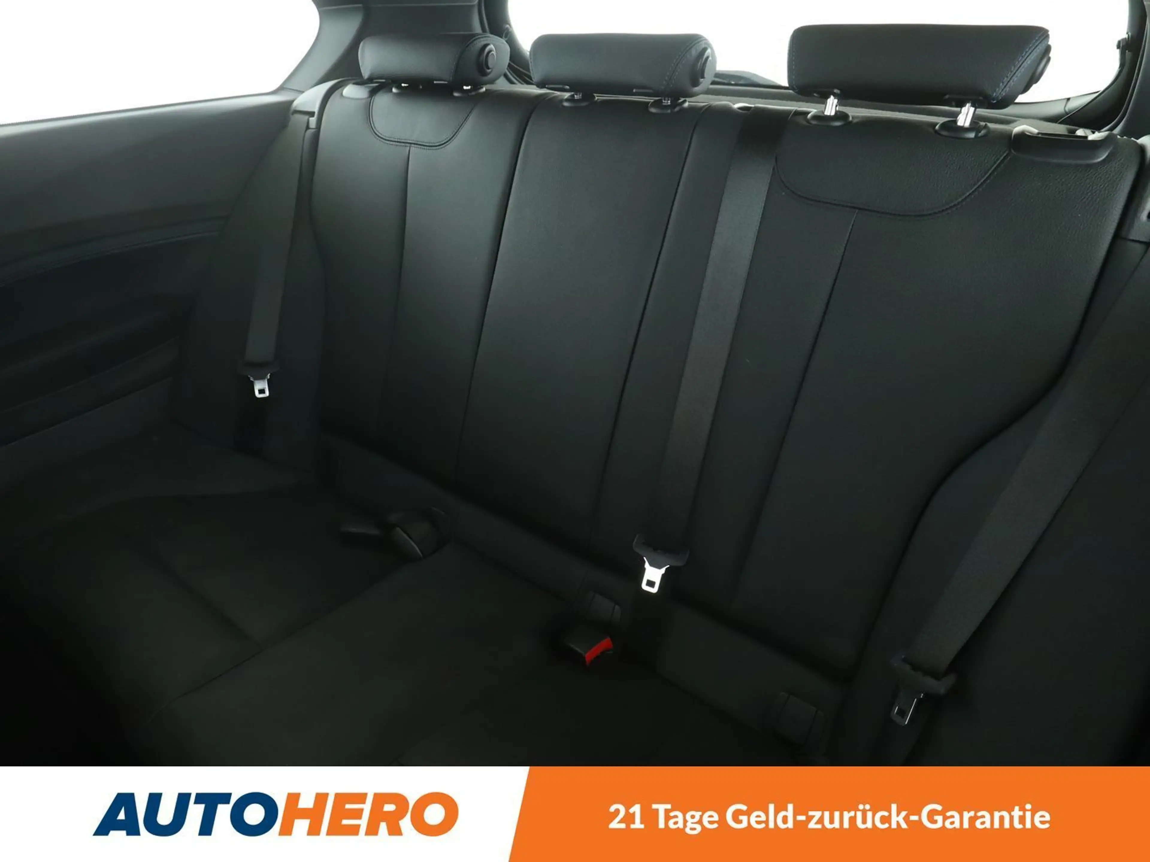 BMW 140 M140i Special Edition Aut.*NAVI*LED*TEMPO* — photo 14