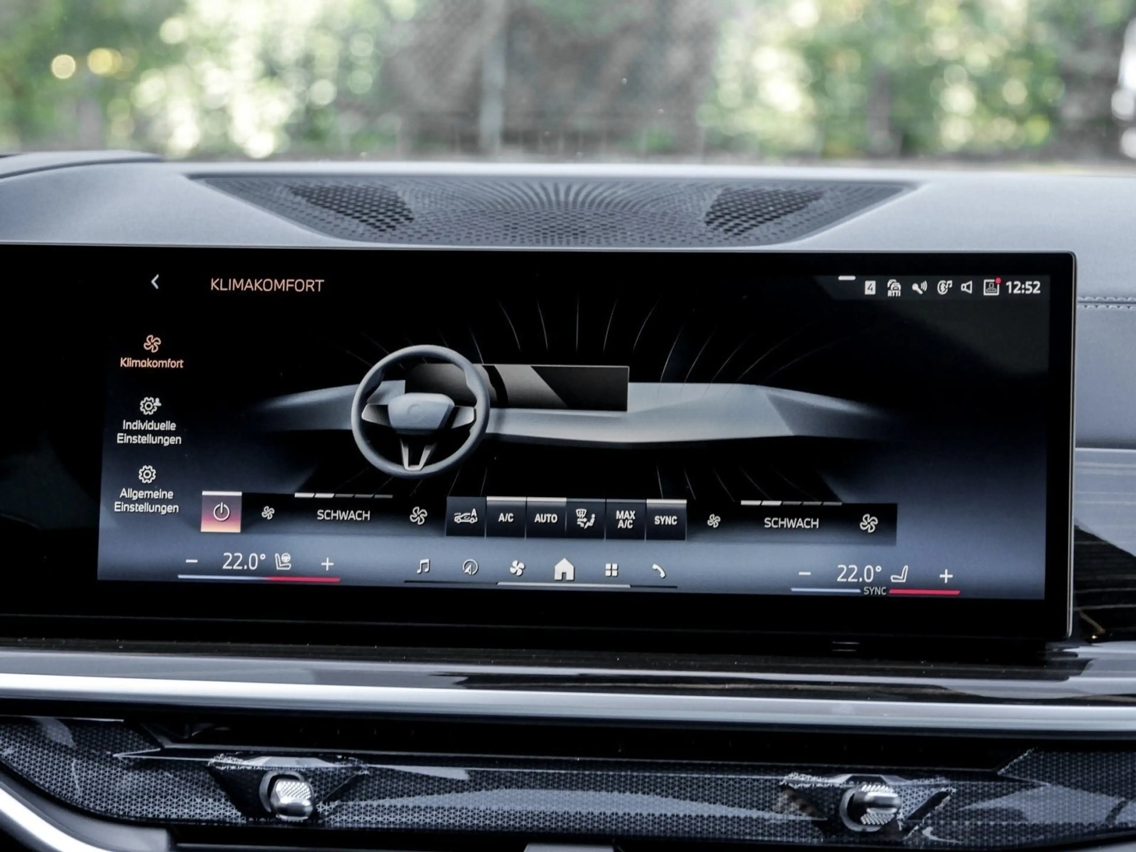 BMW X6 xDrive40d M Sport PANO ACC AHK RFK NAVI LED — photo 11
