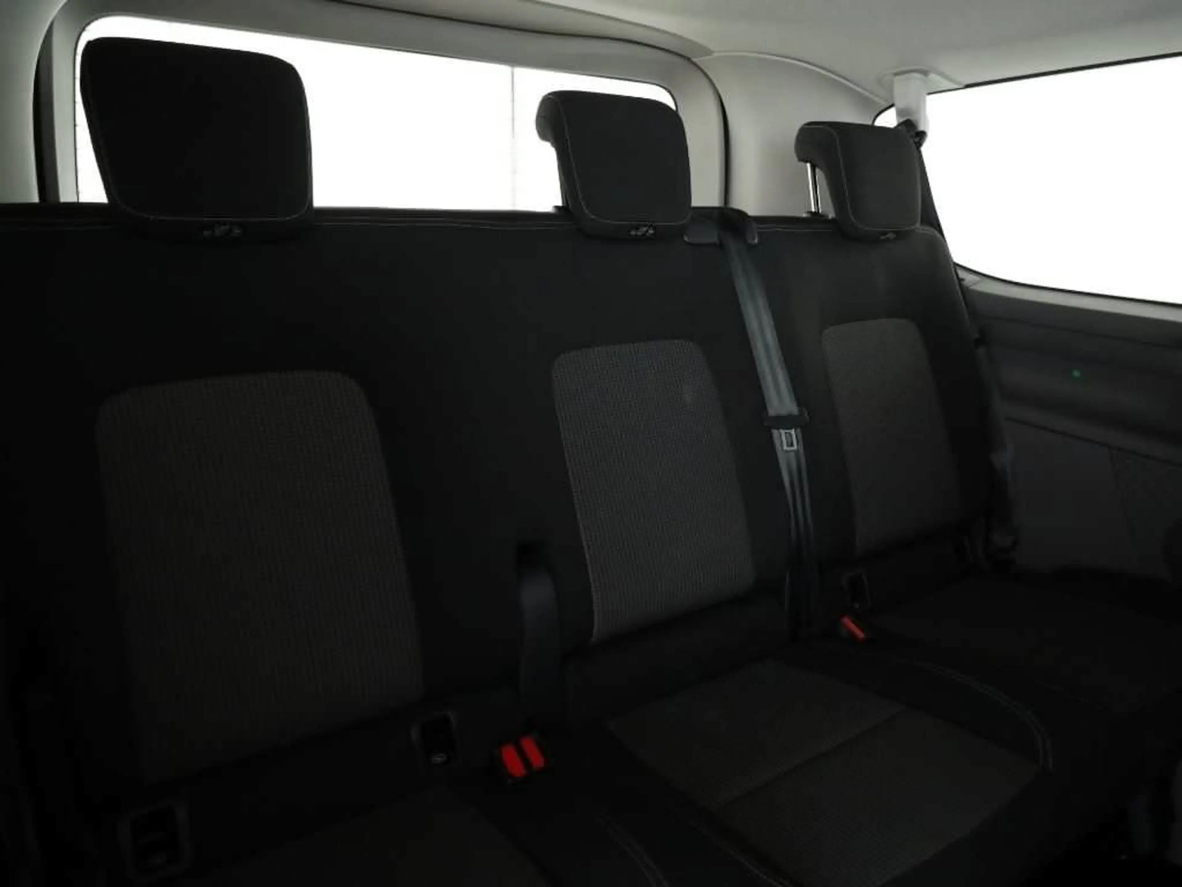 Volkswagen T7 Caravelle 2.0 TDI 81 kW 9 SITZE/TEMPOMAT/ACC — photo 7