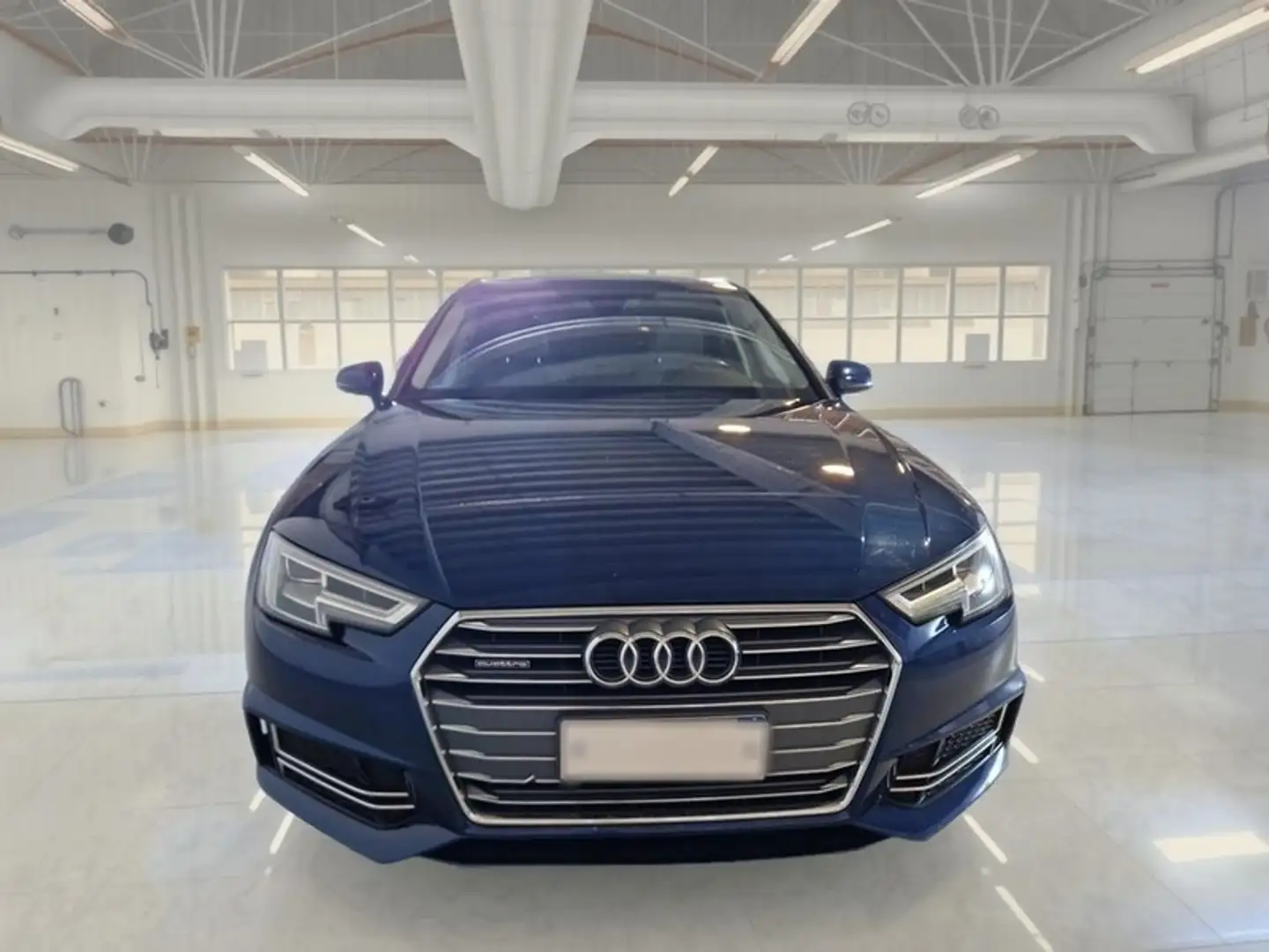 Audi A4 2.0 TDI quattro S tronic 140kW S-Line Avant - 2