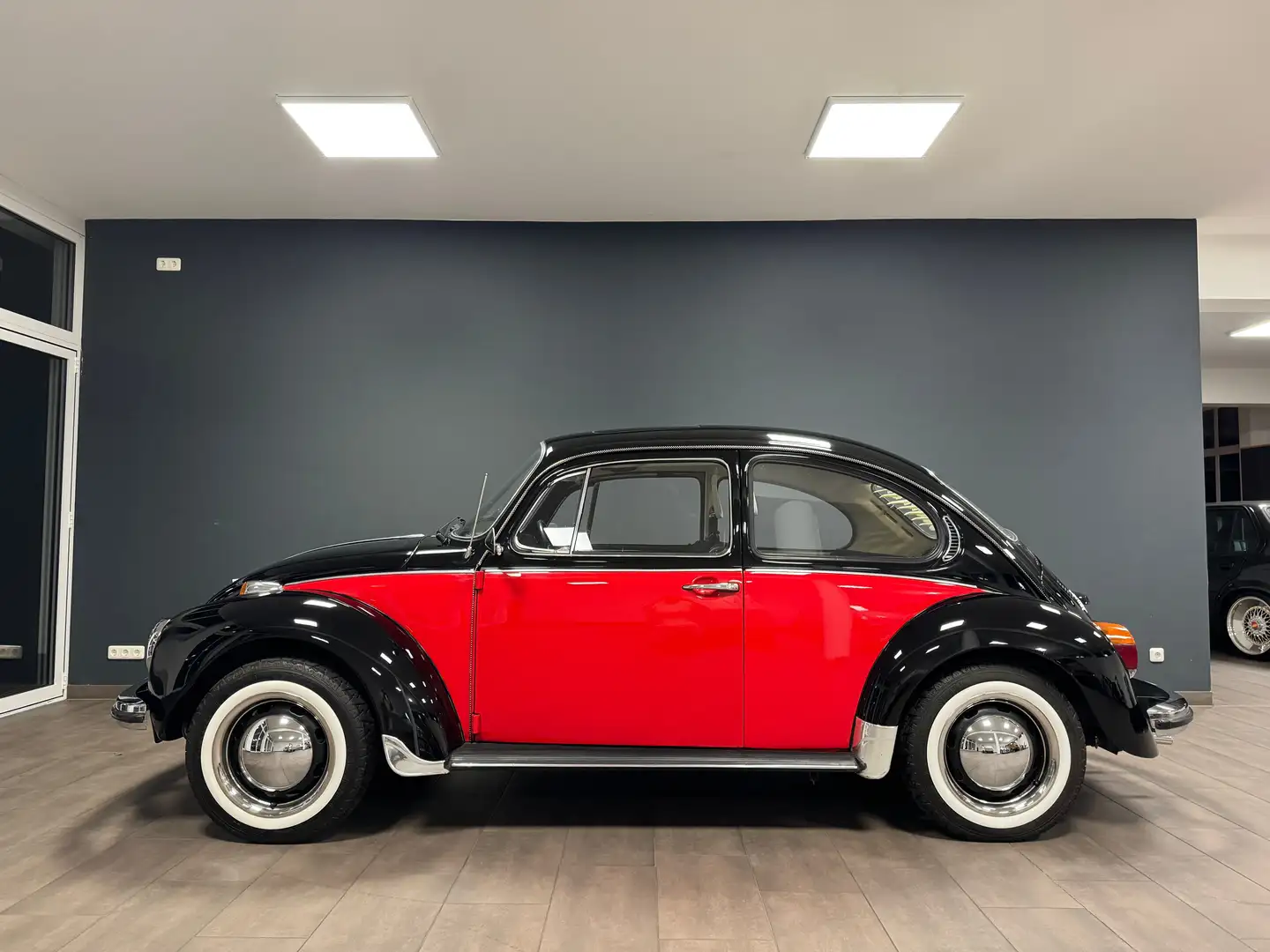 Volkswagen Käfer OLDTIMER/LEDER/SCHIEBEDACH/TÜV05-2027 Schwarz - 2