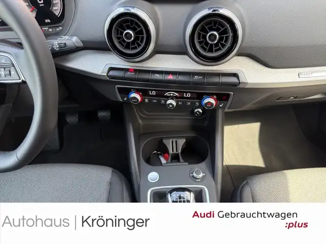 Audi Q2 view 14