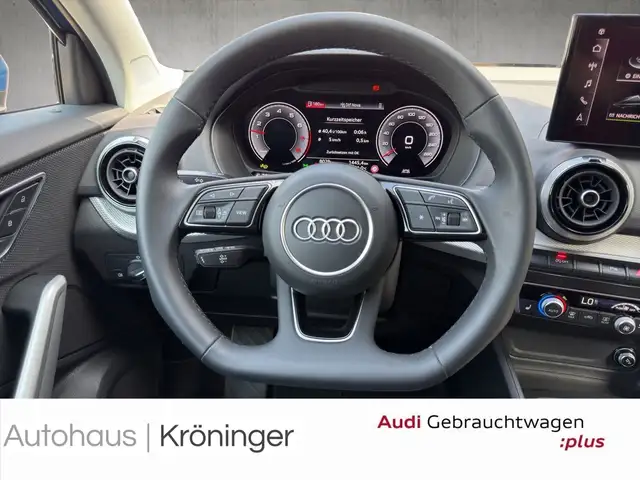 Audi Q2 view 11