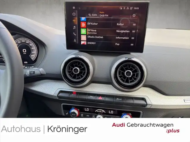 Audi Q2 view 15