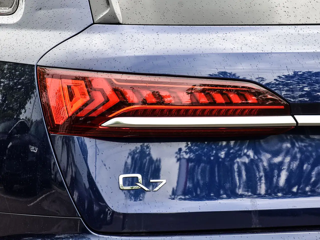 Audi Q7 photo Audi Q7