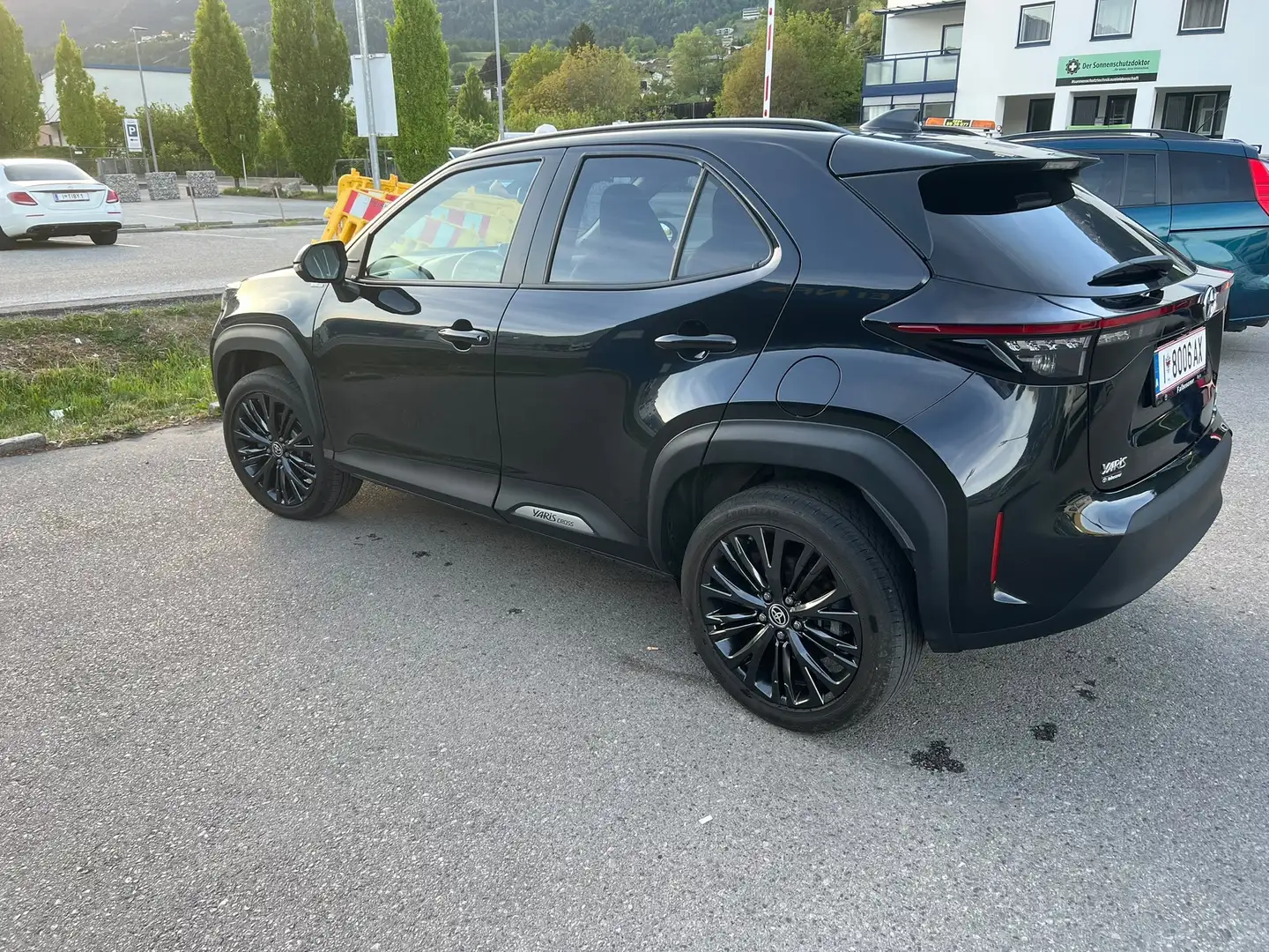 Toyota Yaris Cross 1,5 VVT-i Hybrid GR Sport Aut. - 1